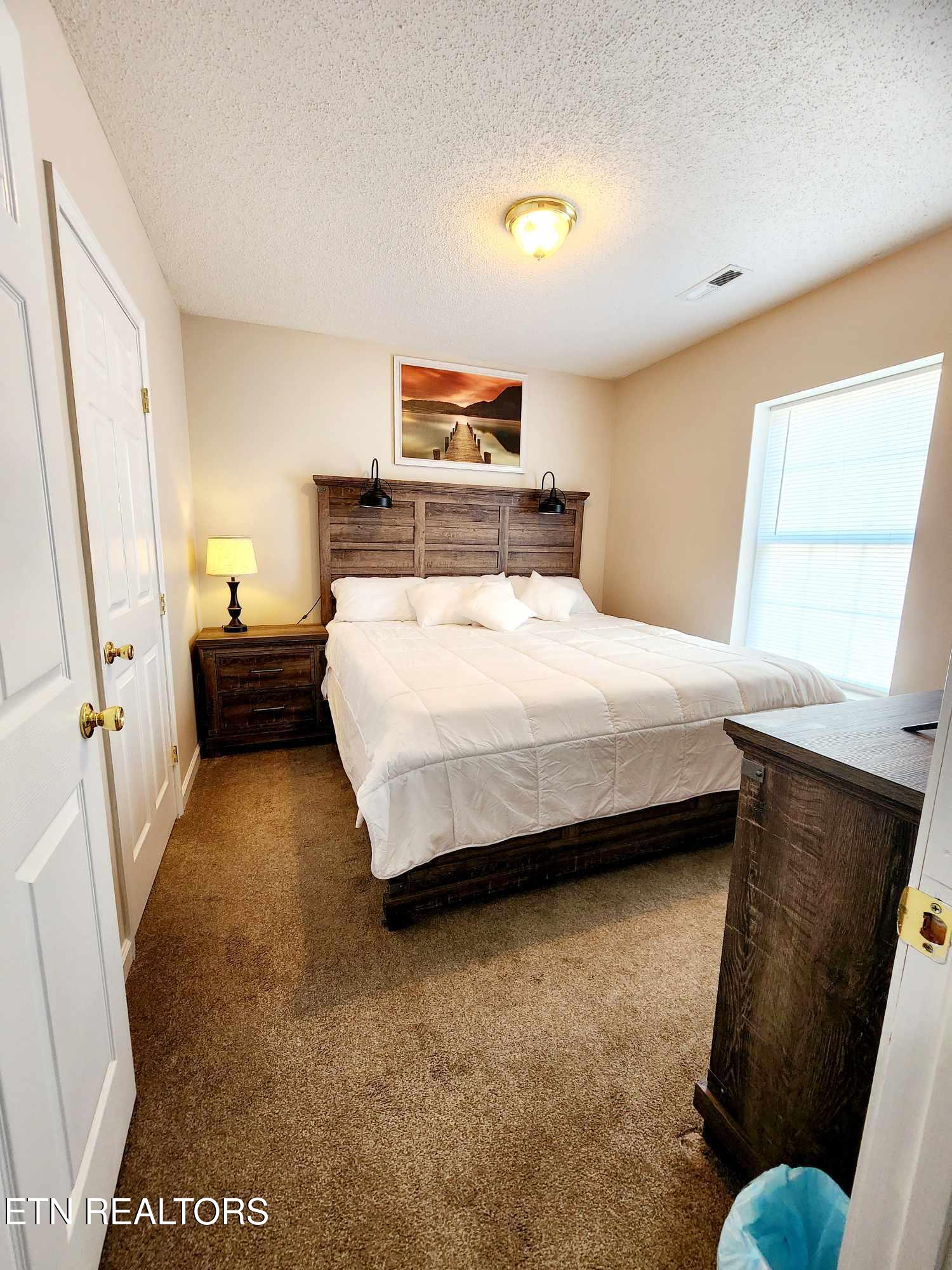2904 Boyds Creek Highway Sevierville TN 37876