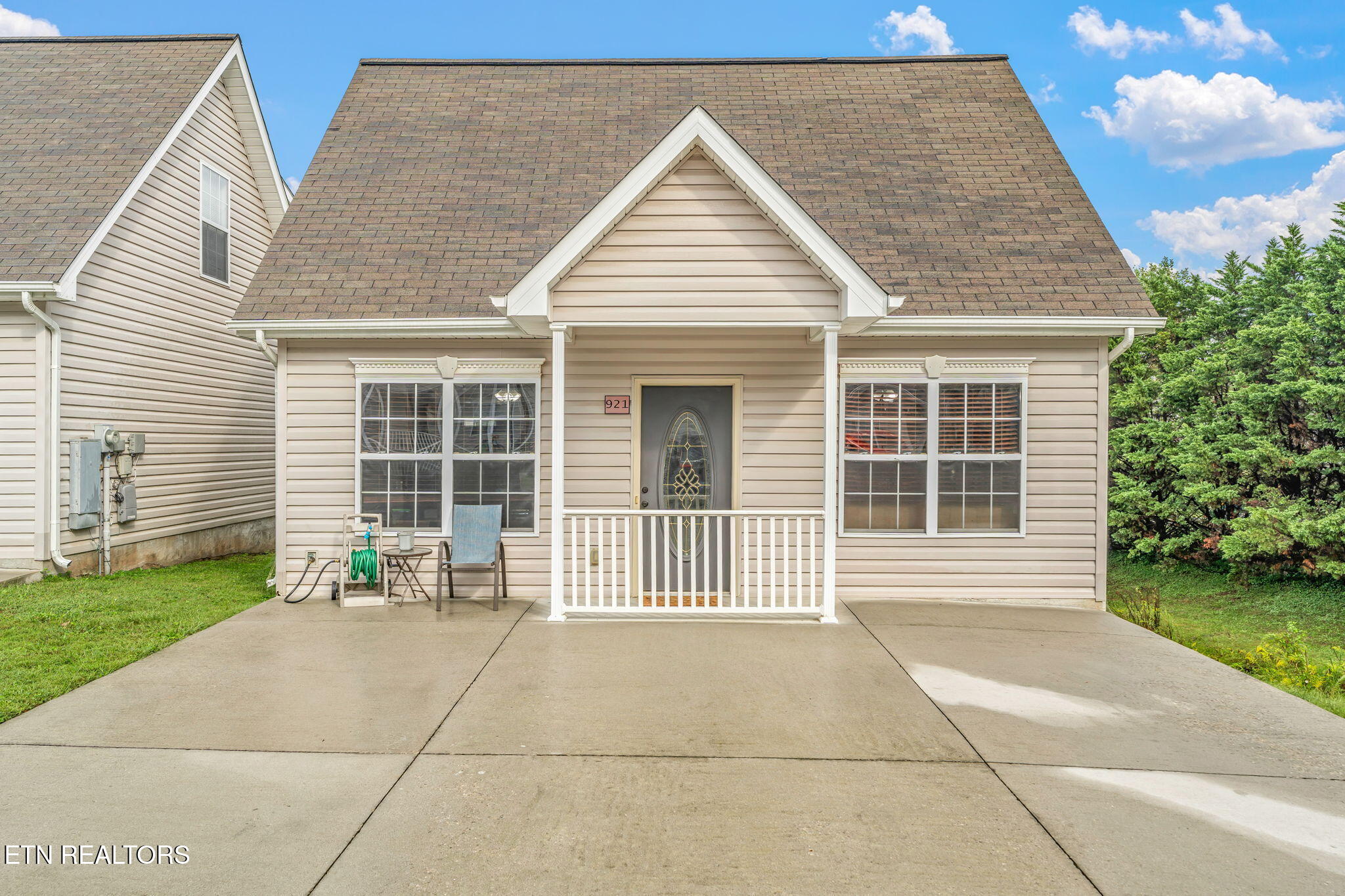 921 Hazelbrook Way Knoxville TN 37912