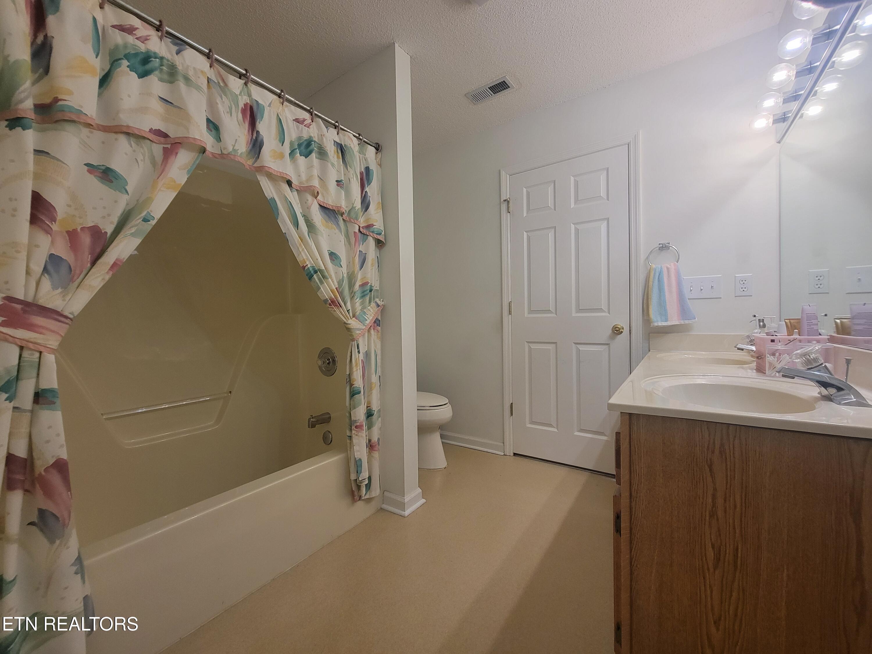 662 Farragut Commons Drive Knoxville TN 37934