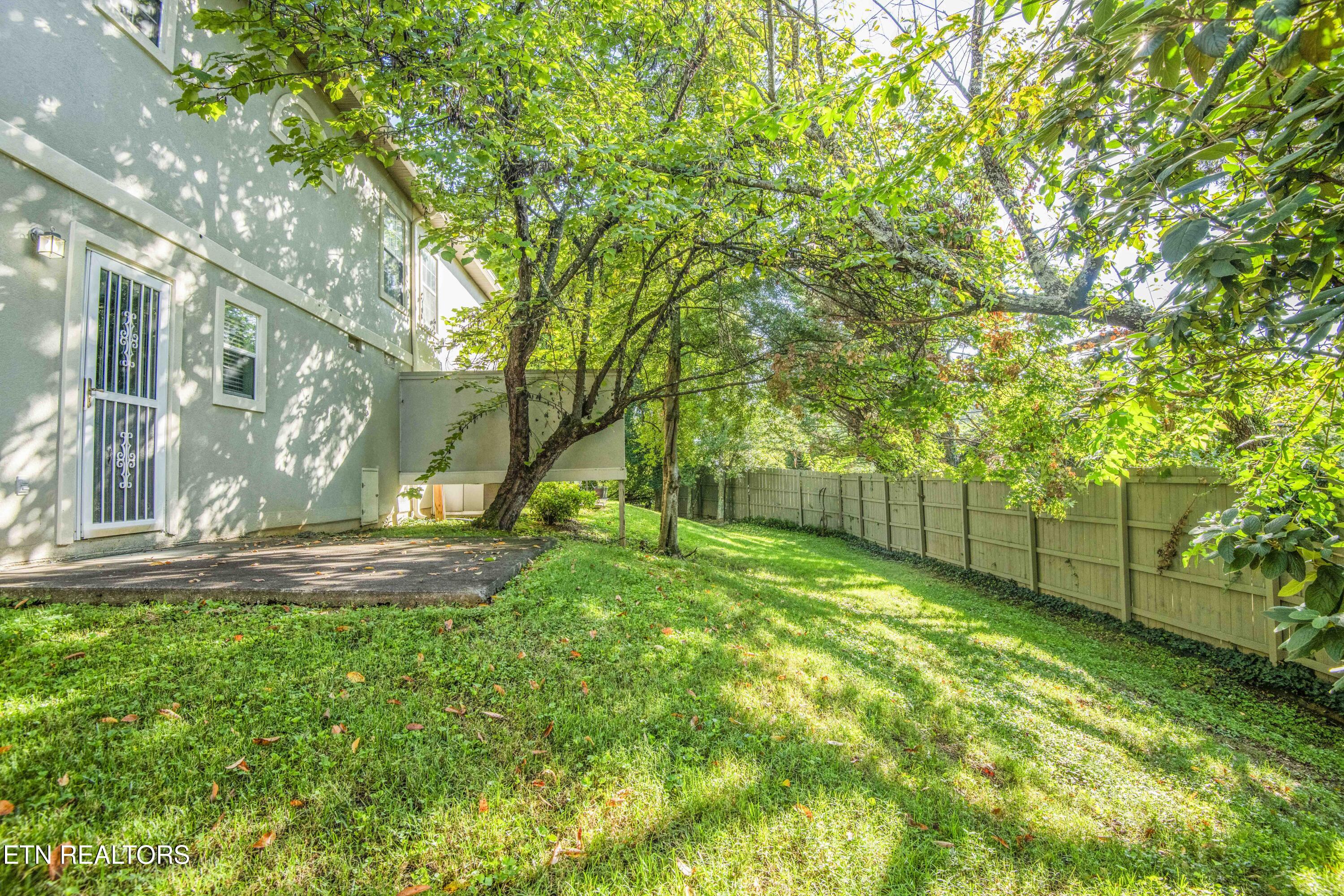 1610 Stone Hedge Drive Knoxville TN 37909