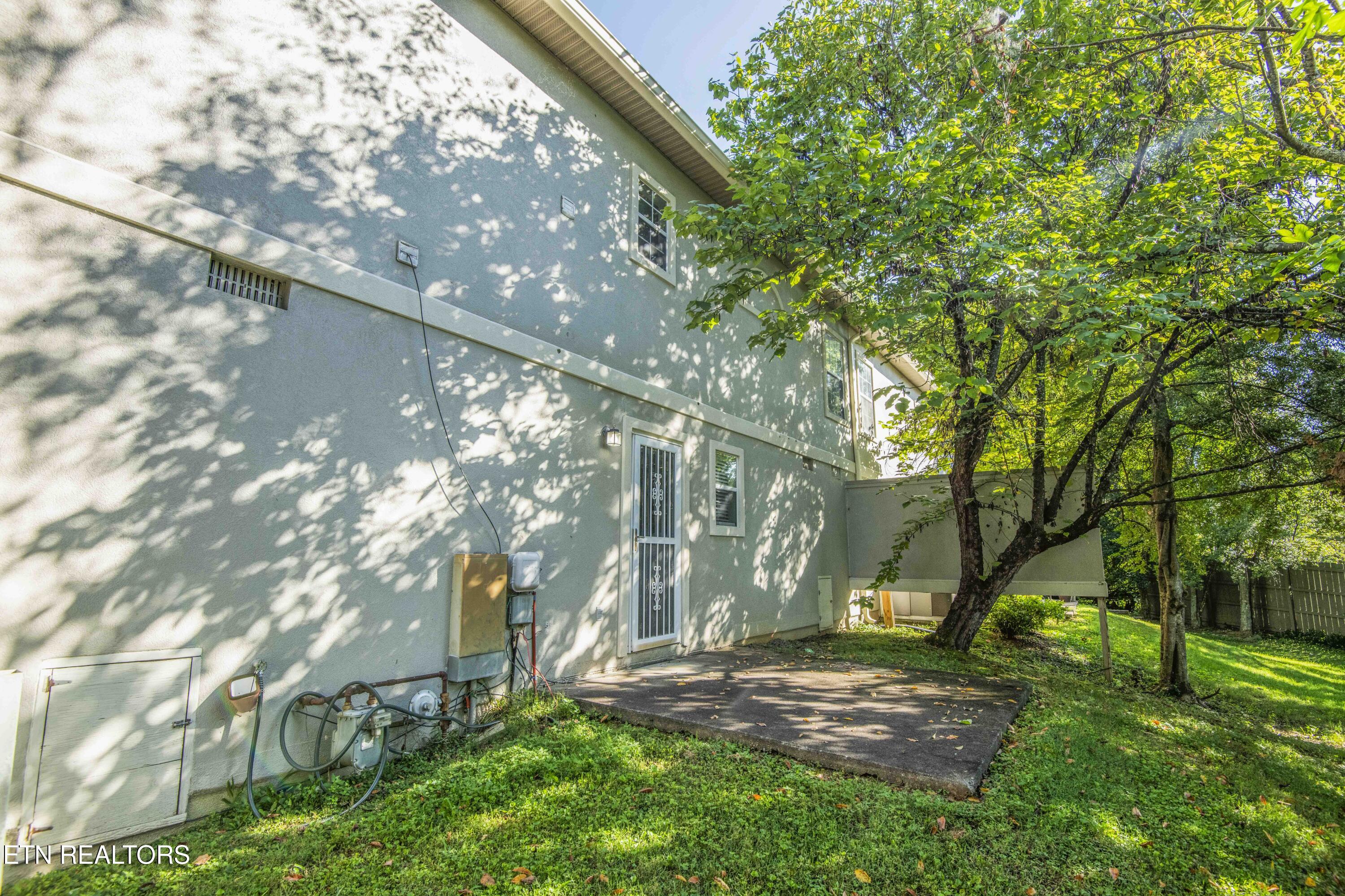 1610 Stone Hedge Drive Knoxville TN 37909