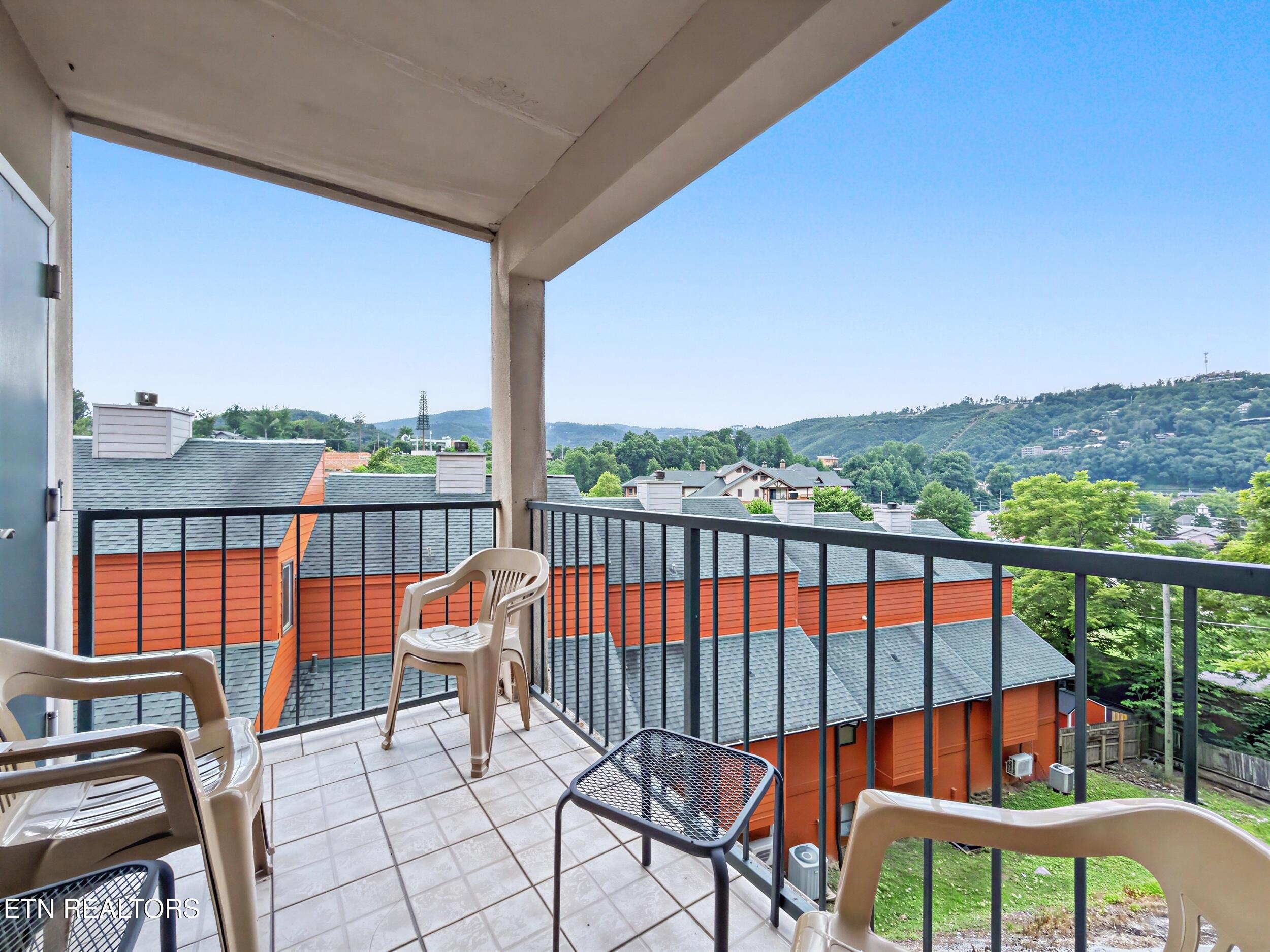 413 Baskins Creek Road Gatlinburg TN 37738
