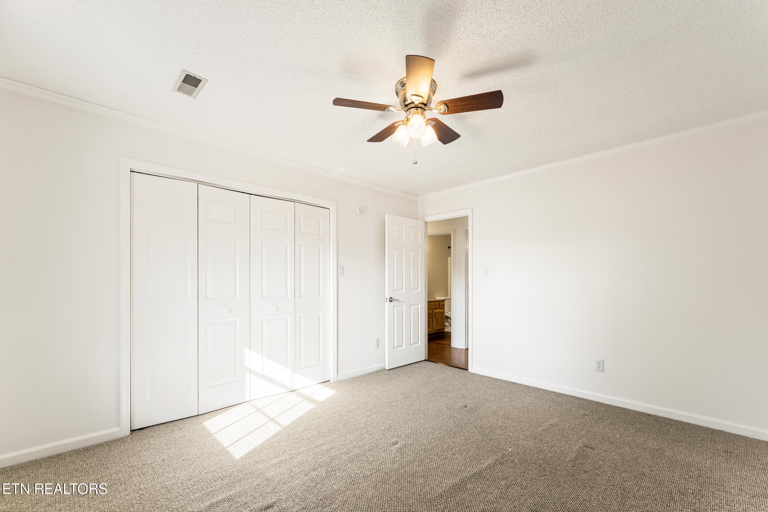 810 Highland Knoxville TN 37912