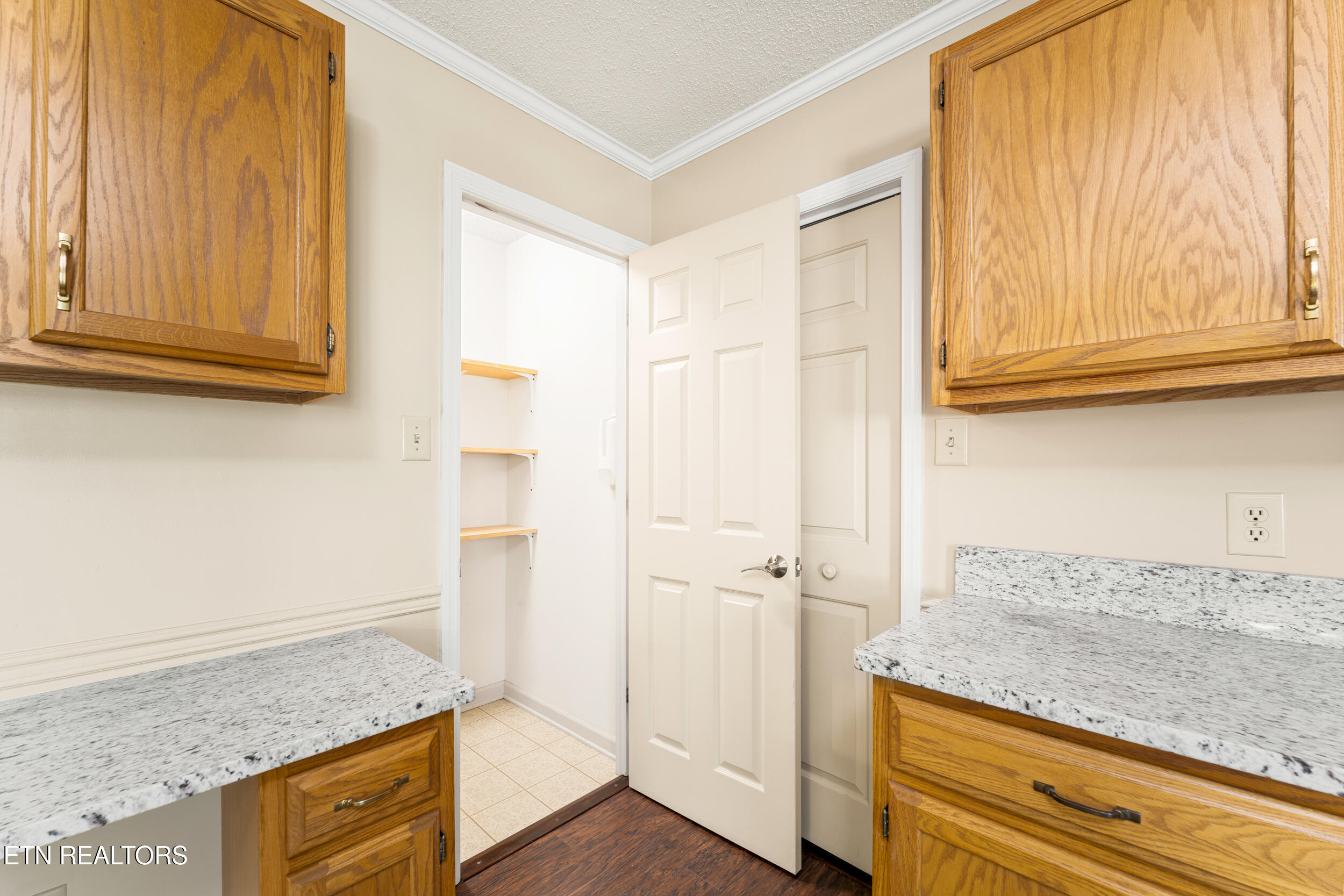 810 Highland Knoxville TN 37912
