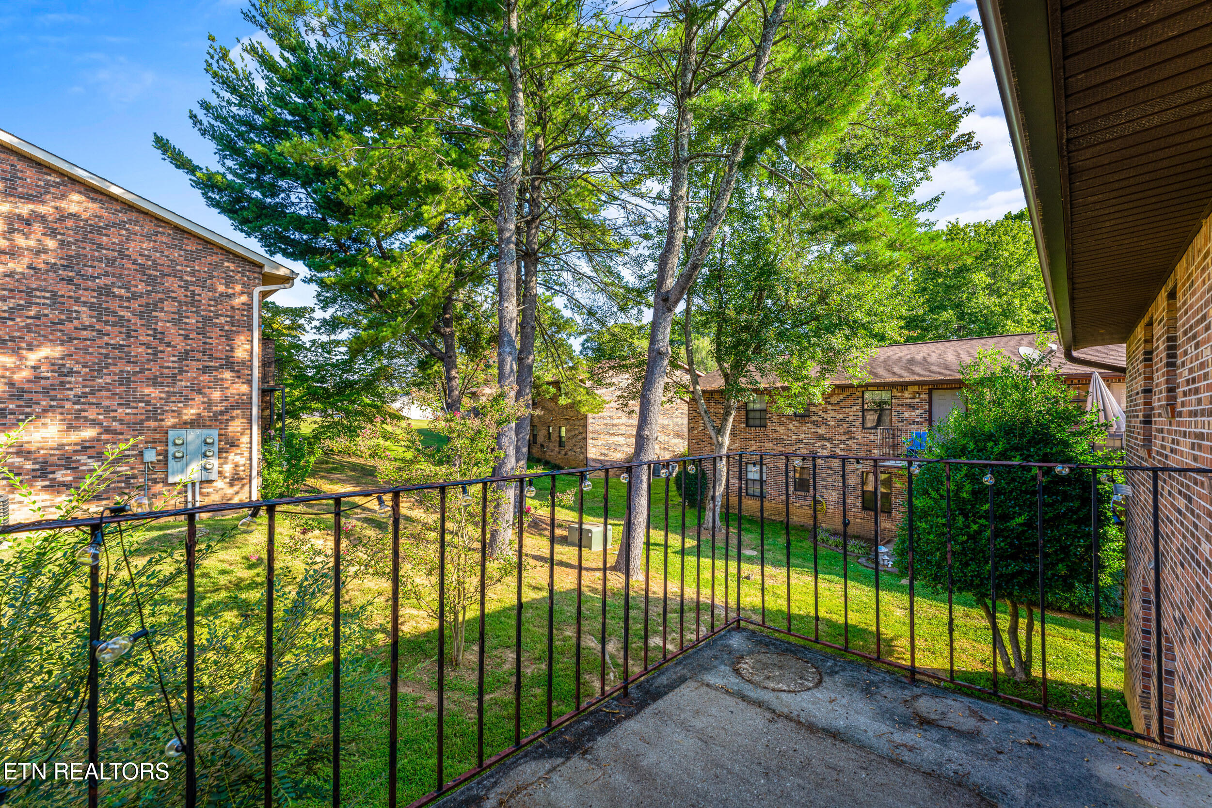 810 Highland Knoxville TN 37912