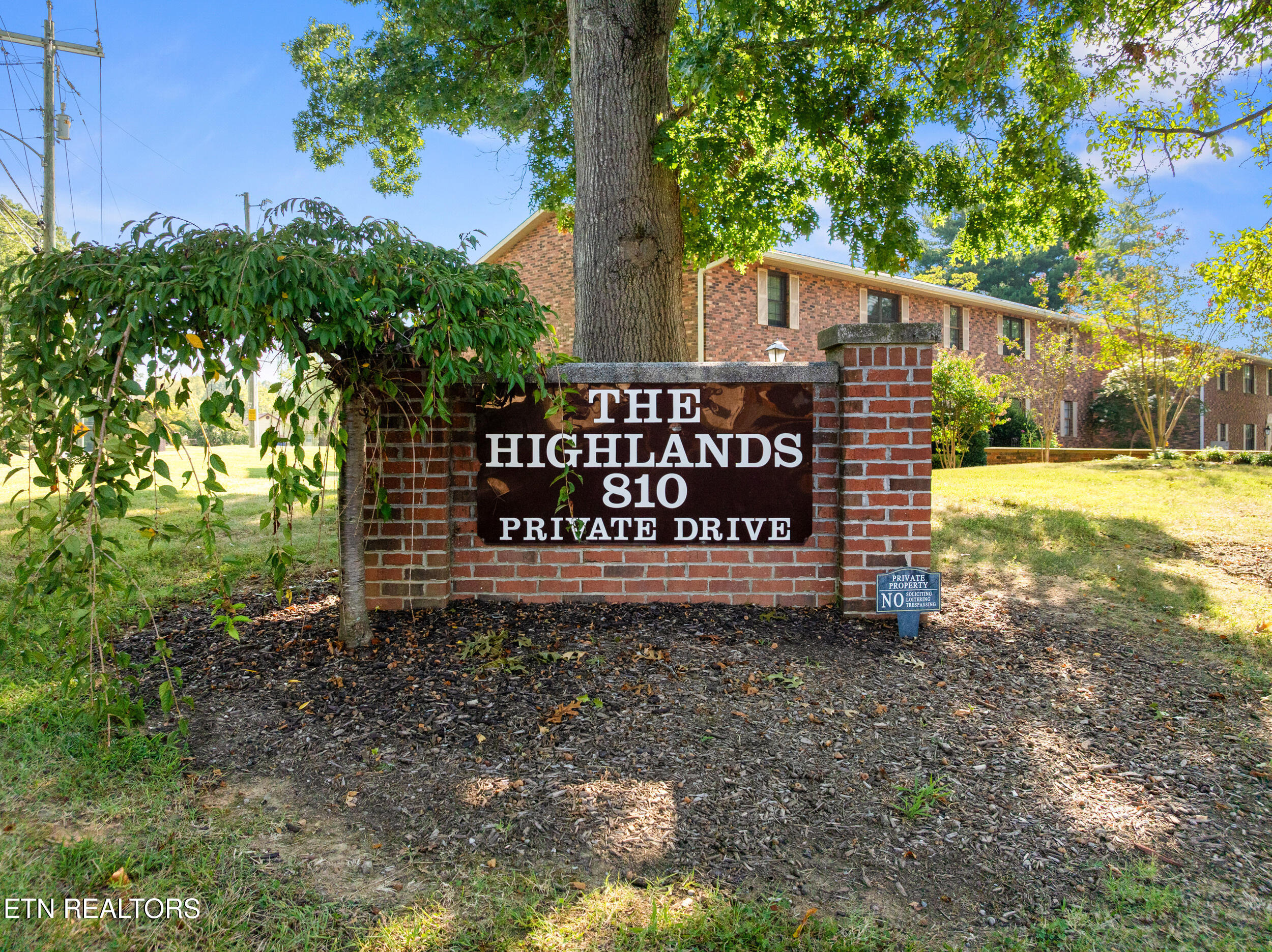 810 Highland Knoxville TN 37912