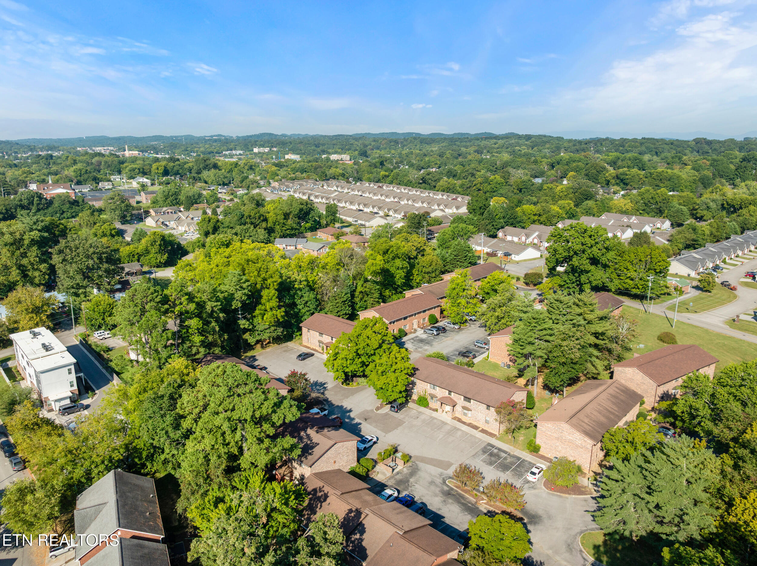 810 Highland Knoxville TN 37912
