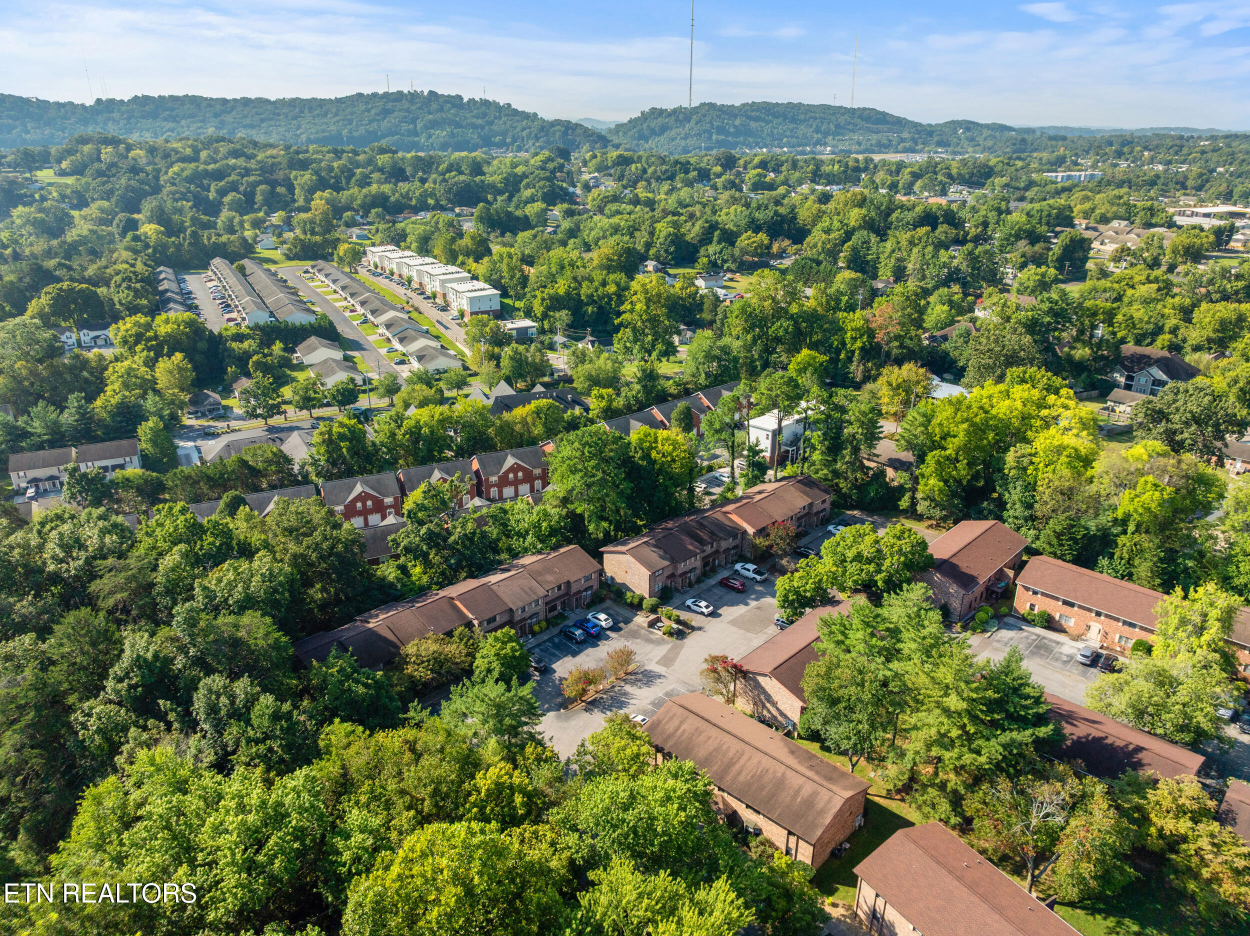 810 Highland Knoxville TN 37912
