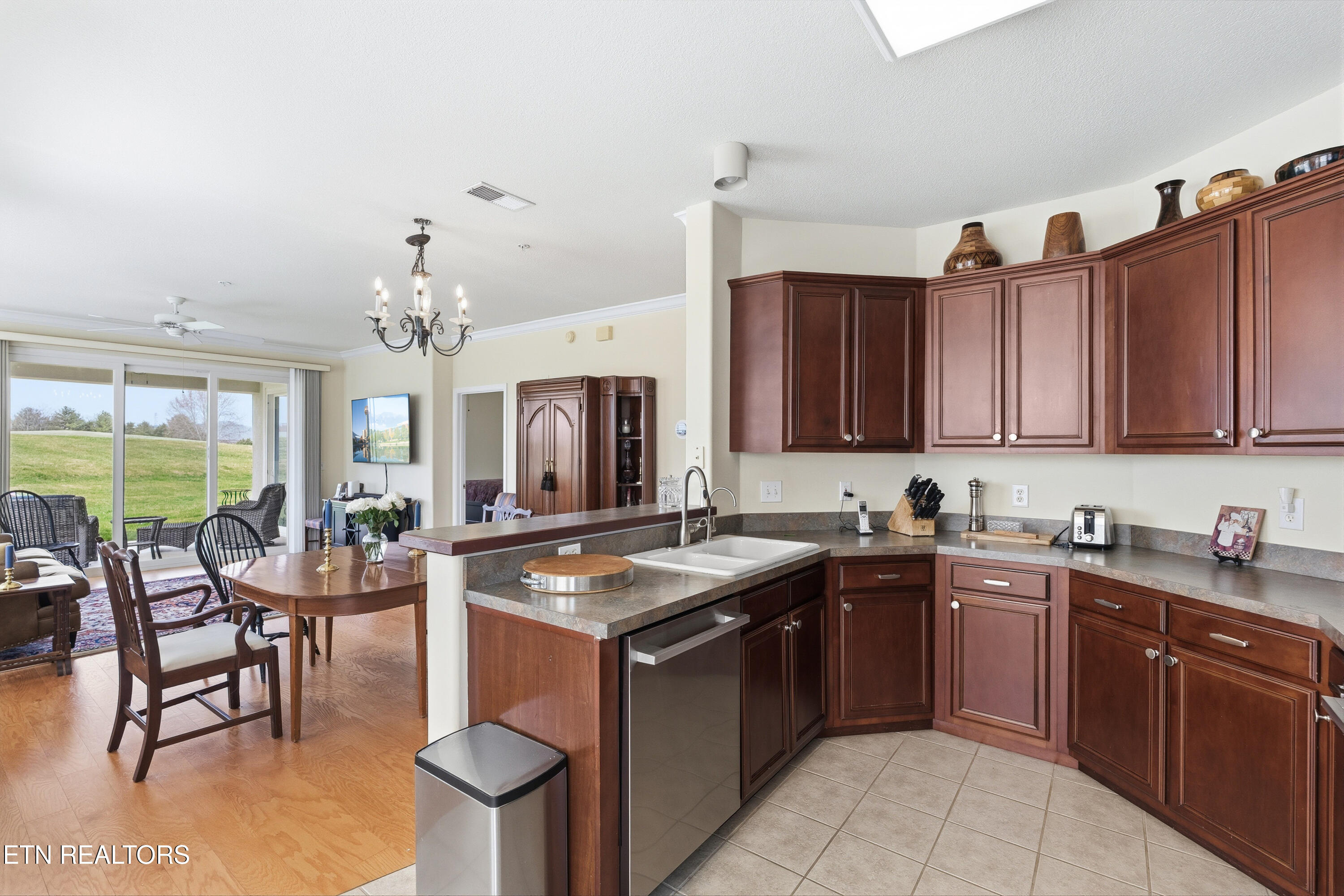 555 Rarity Bay Parkway Vonore TN 37885