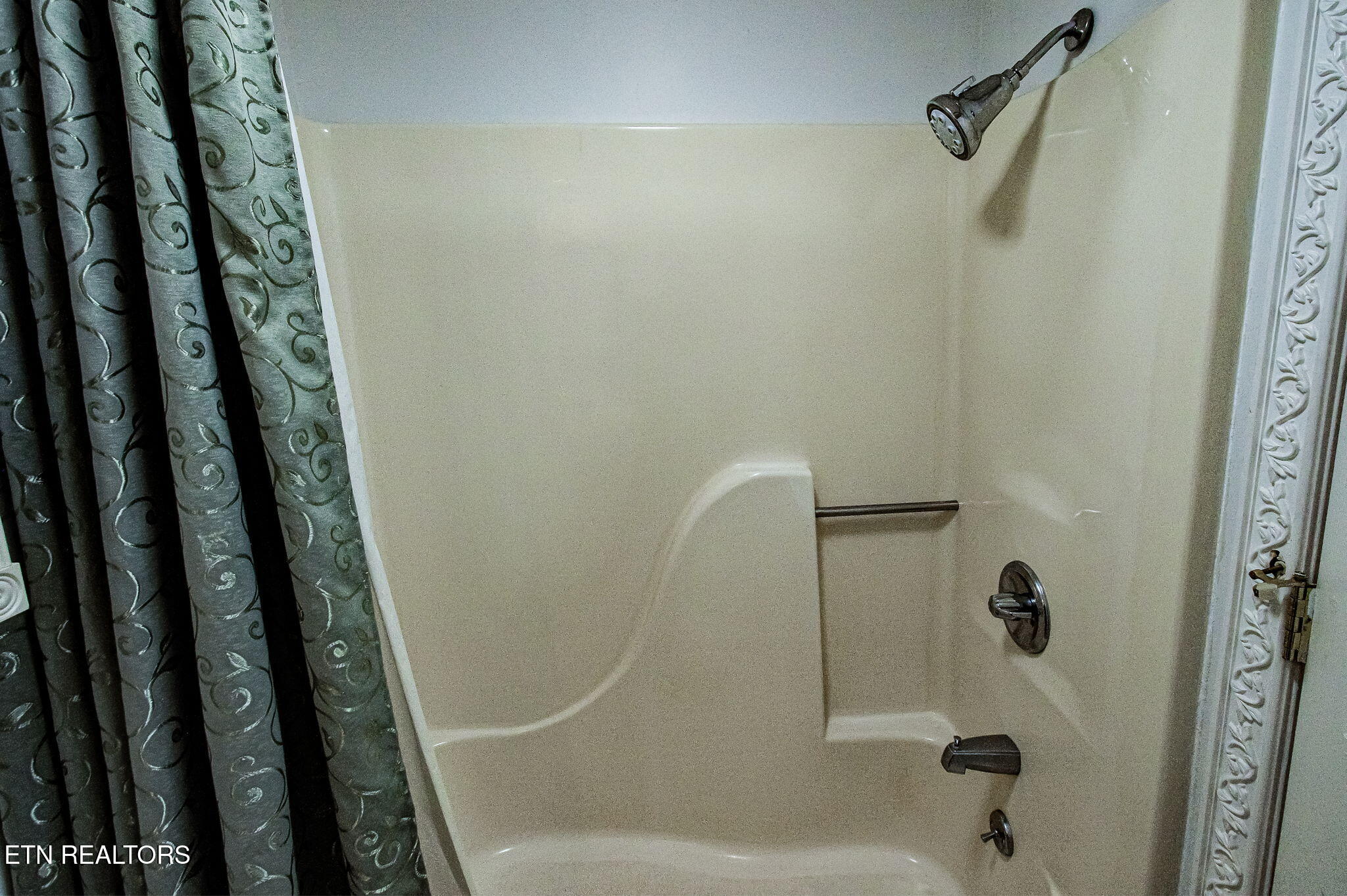 102 Baskins Creek Gatlinburg TN 37738