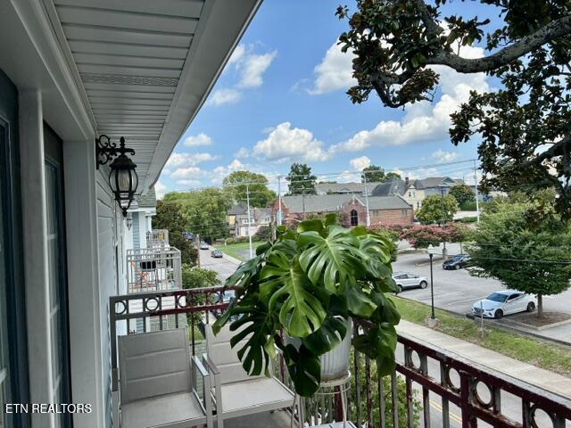 1636 Queen Anne Way Knoxville TN 37916