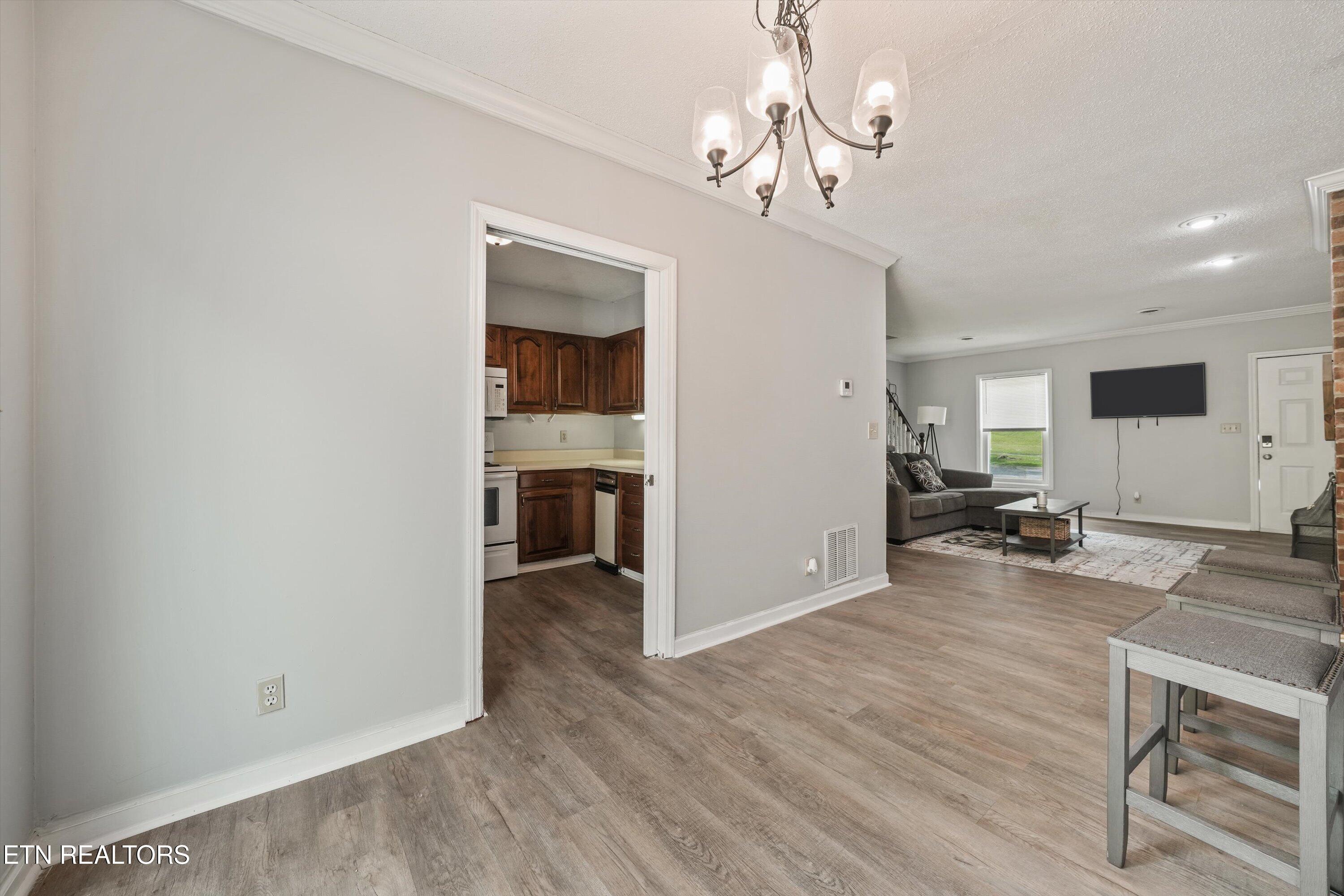 105 Arcadia Lane Oak Ridge TN 37830