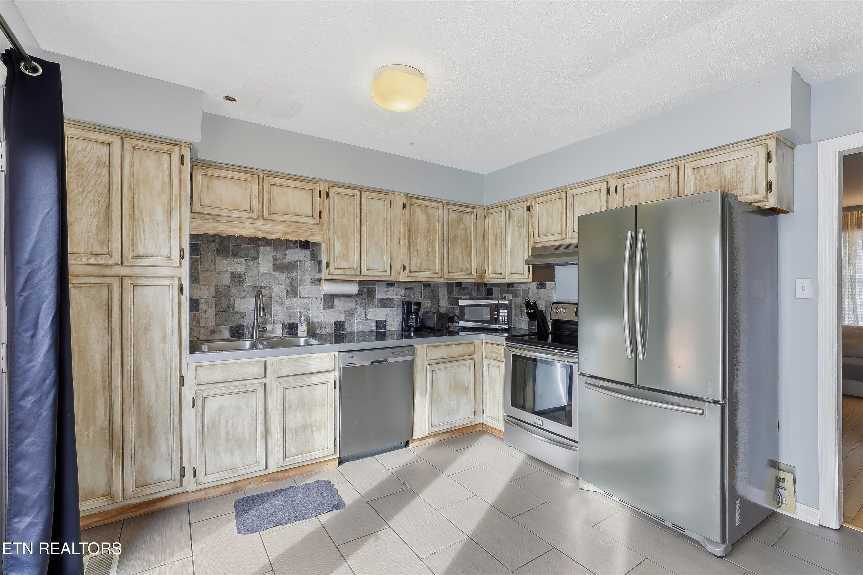 4043 Heather Court Knoxville TN 37919