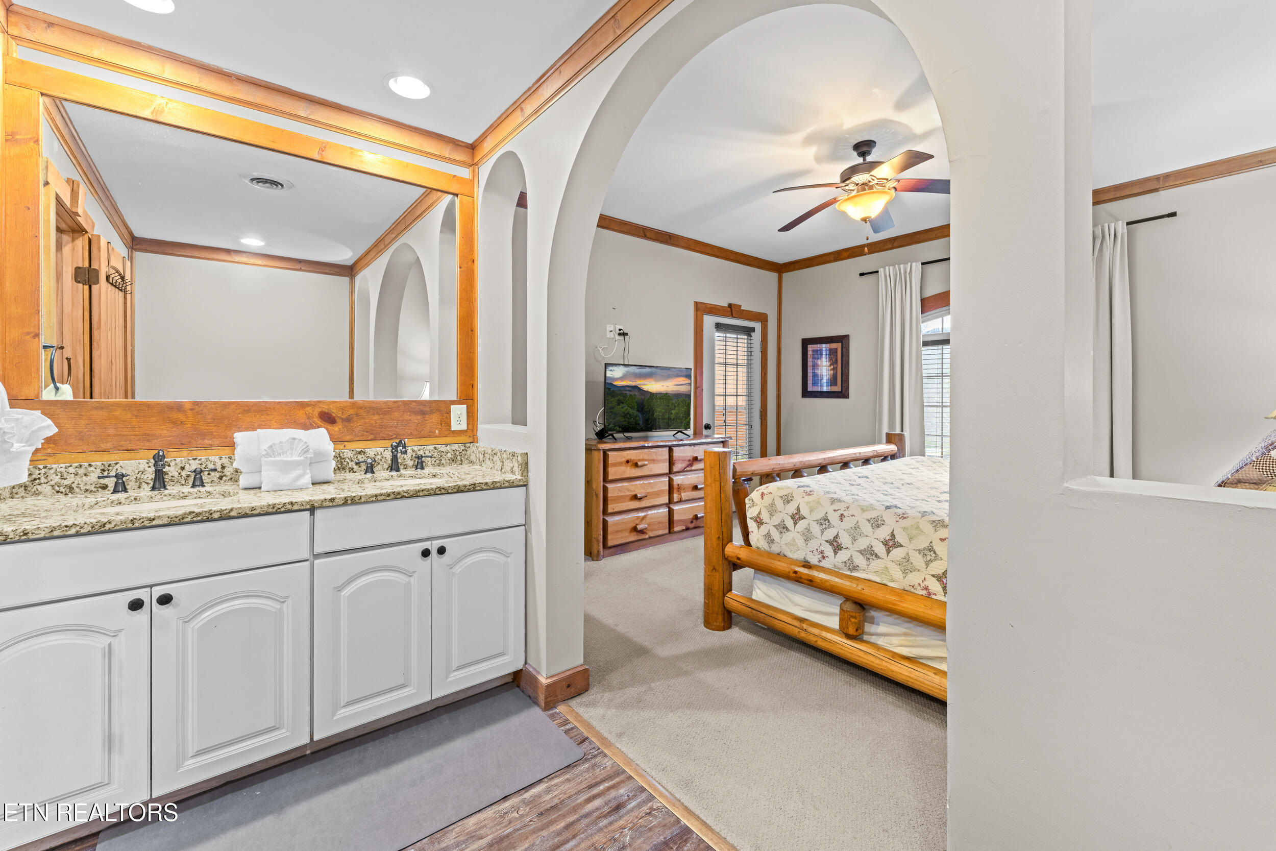 206 Forrest Loop Way Gatlinburg TN 37738