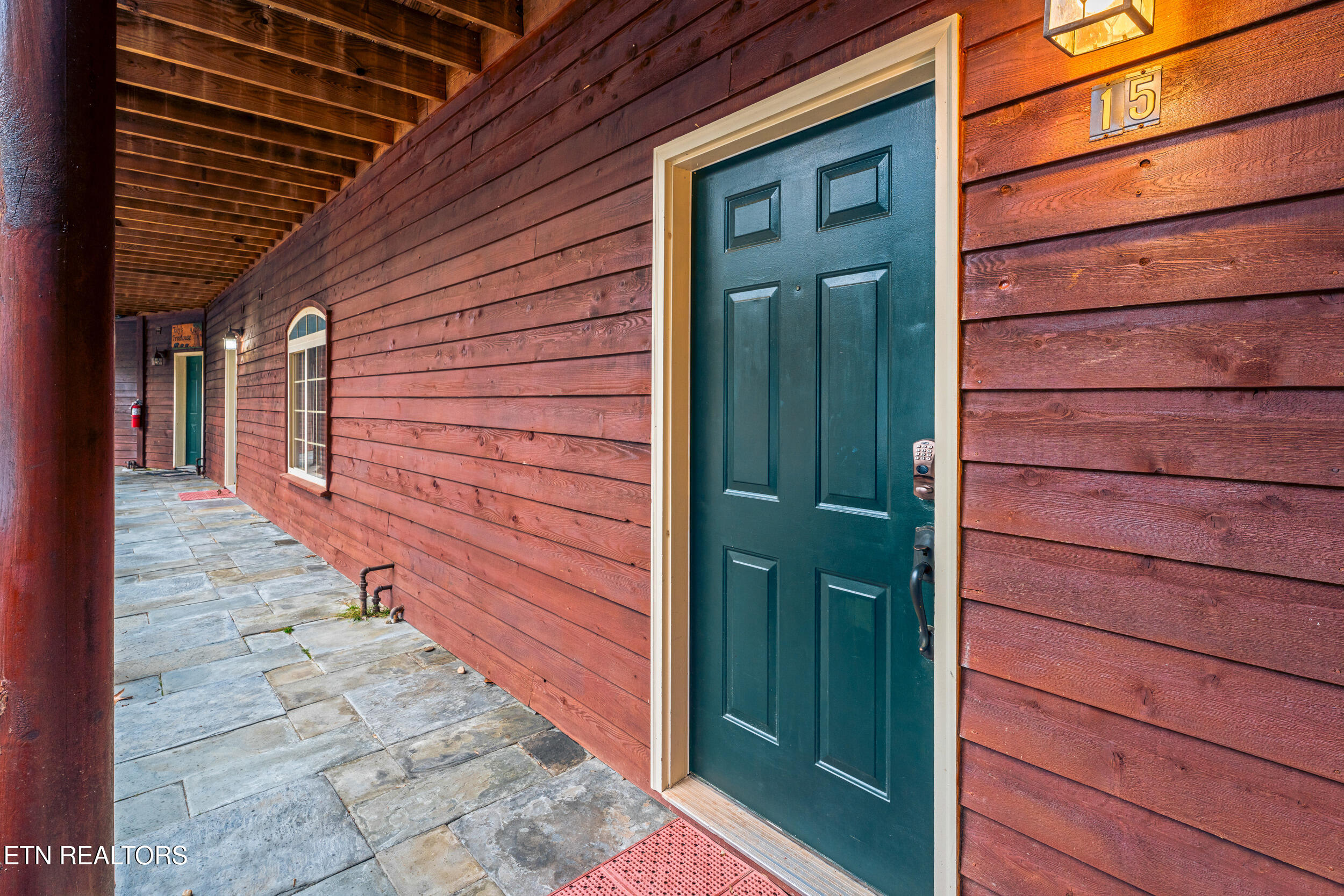 206 Forrest Loop Way Gatlinburg TN 37738