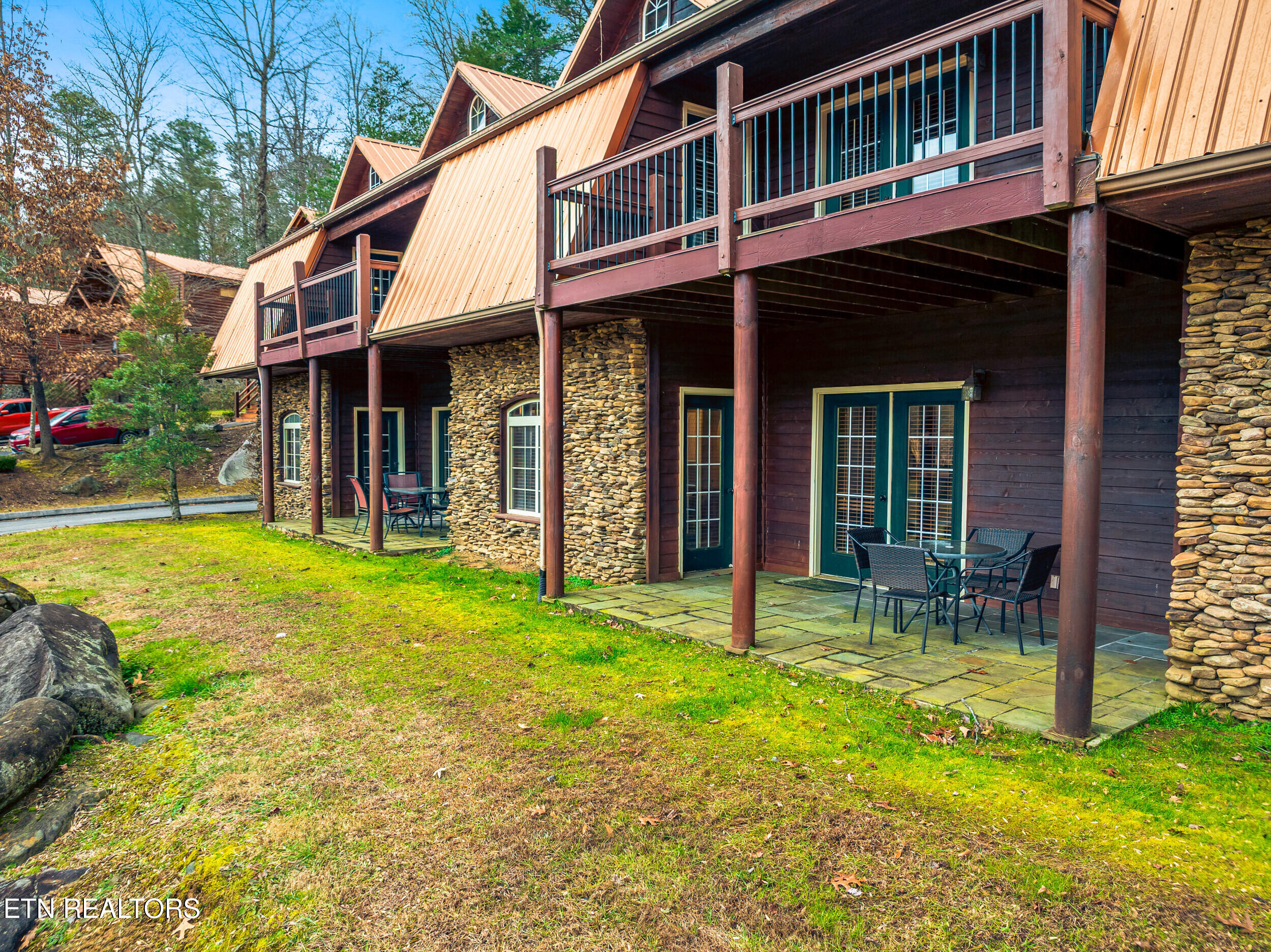206 Forrest Loop Way Gatlinburg TN 37738