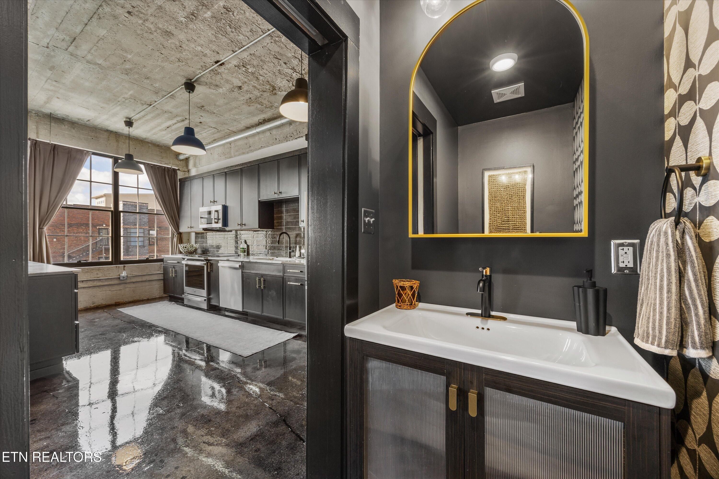 200 W Jackson Avenue Knoxville TN 37902