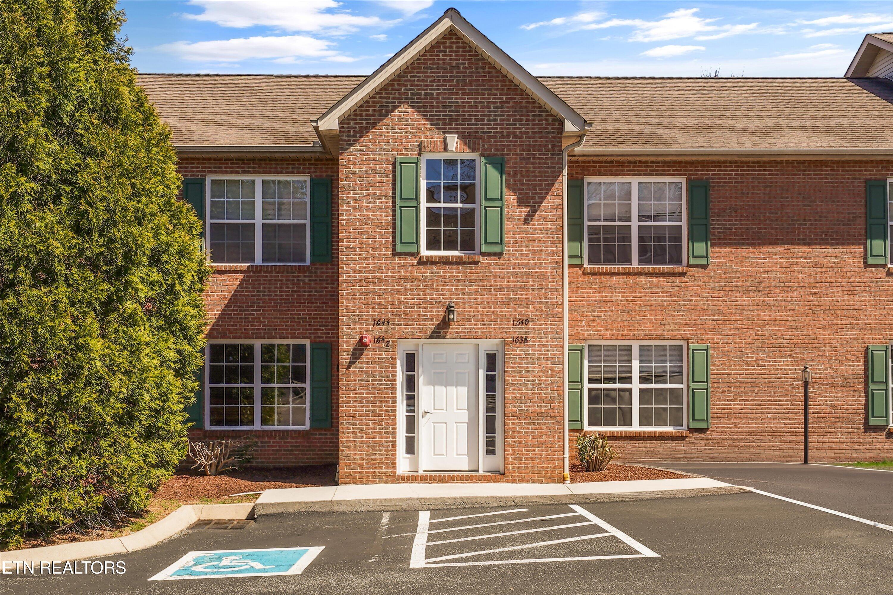 1638 Maple View Way Knoxville TN 37918