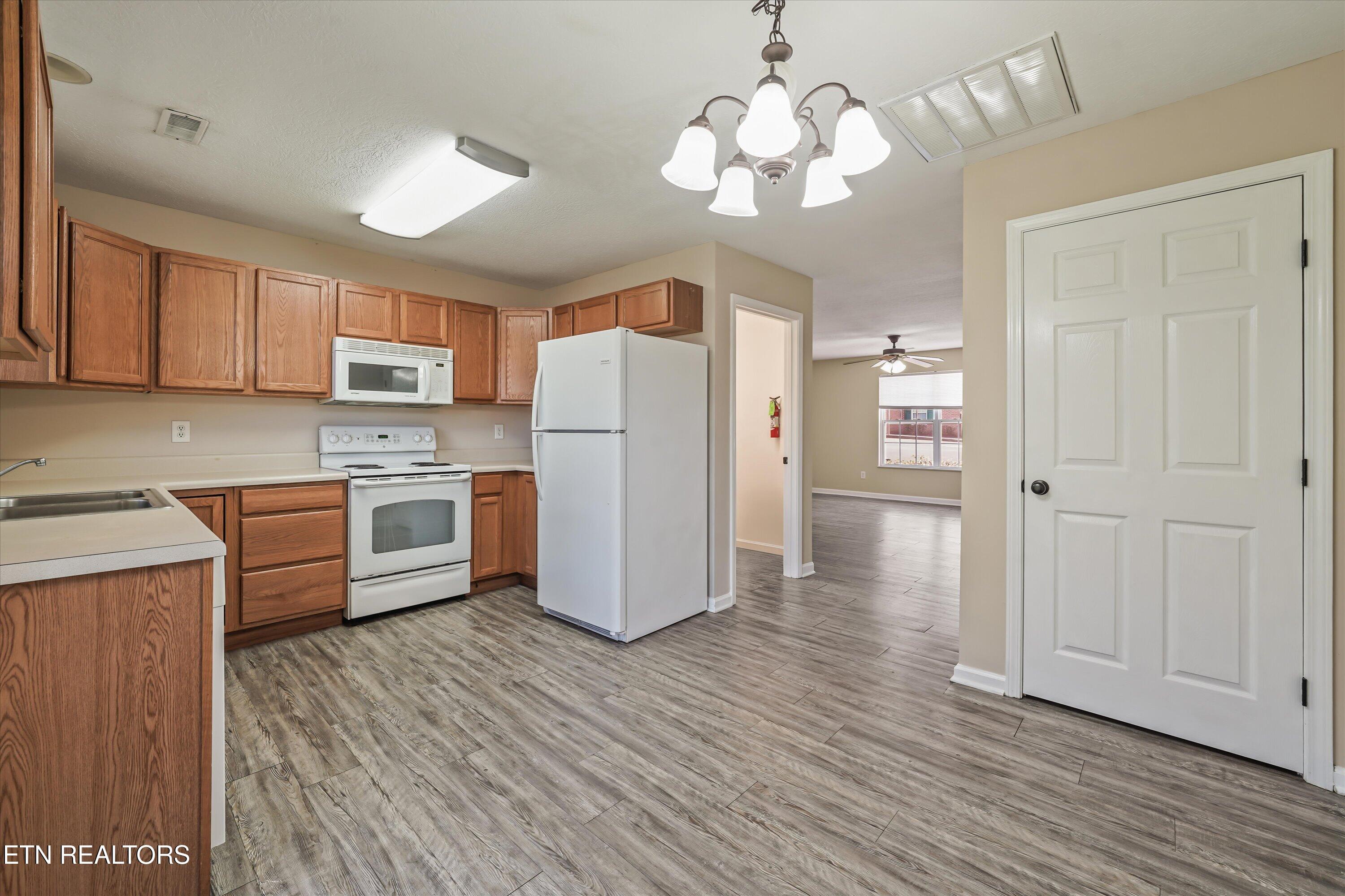 1638 Maple View Way Knoxville TN 37918