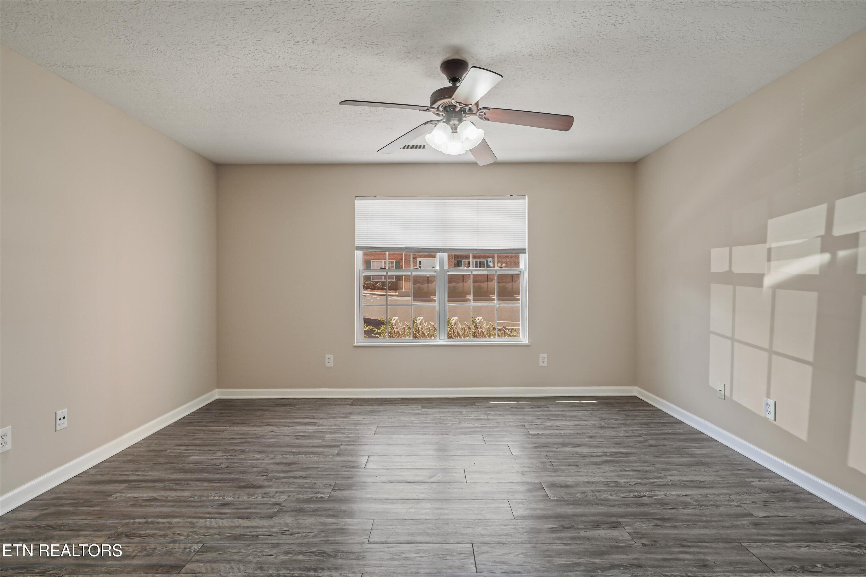 1638 Maple View Way Knoxville TN 37918