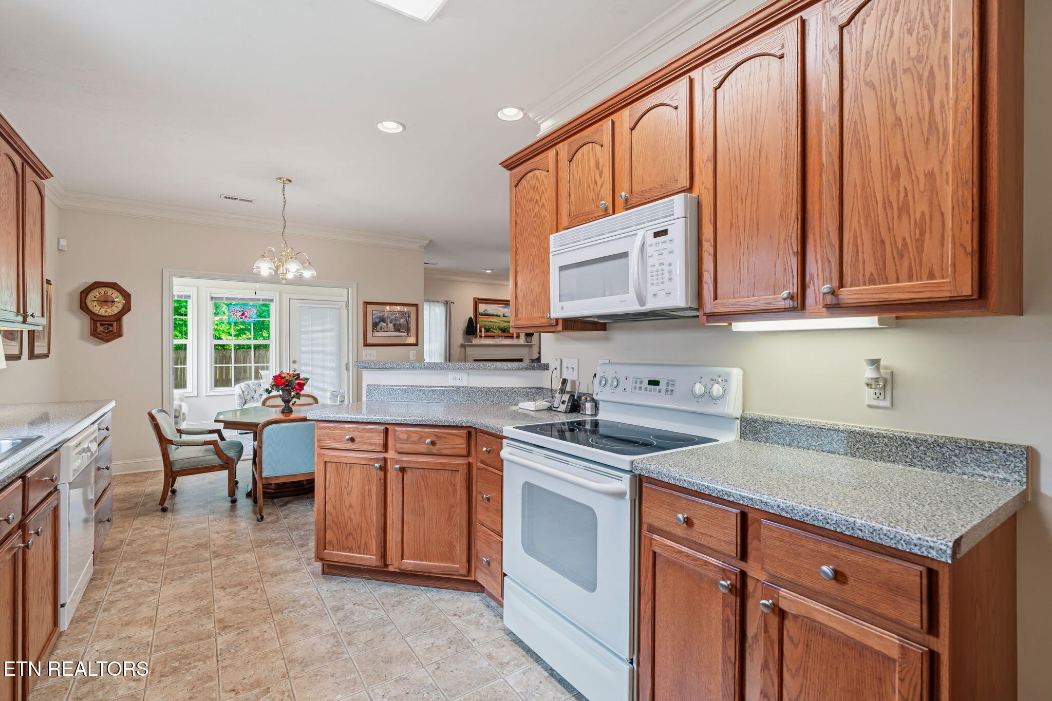 412 Woodlawn Gardens Way Knoxville TN 37920