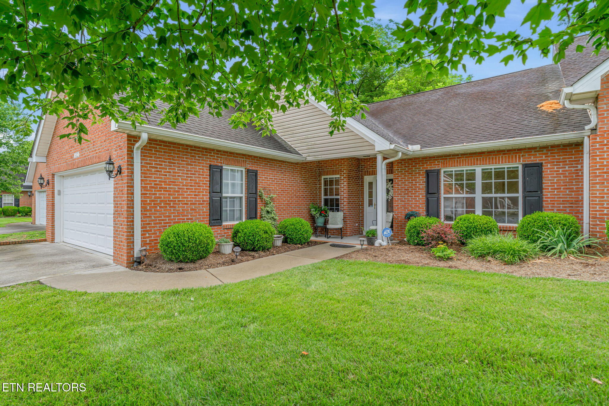 412 Woodlawn Gardens Way Knoxville TN 37920