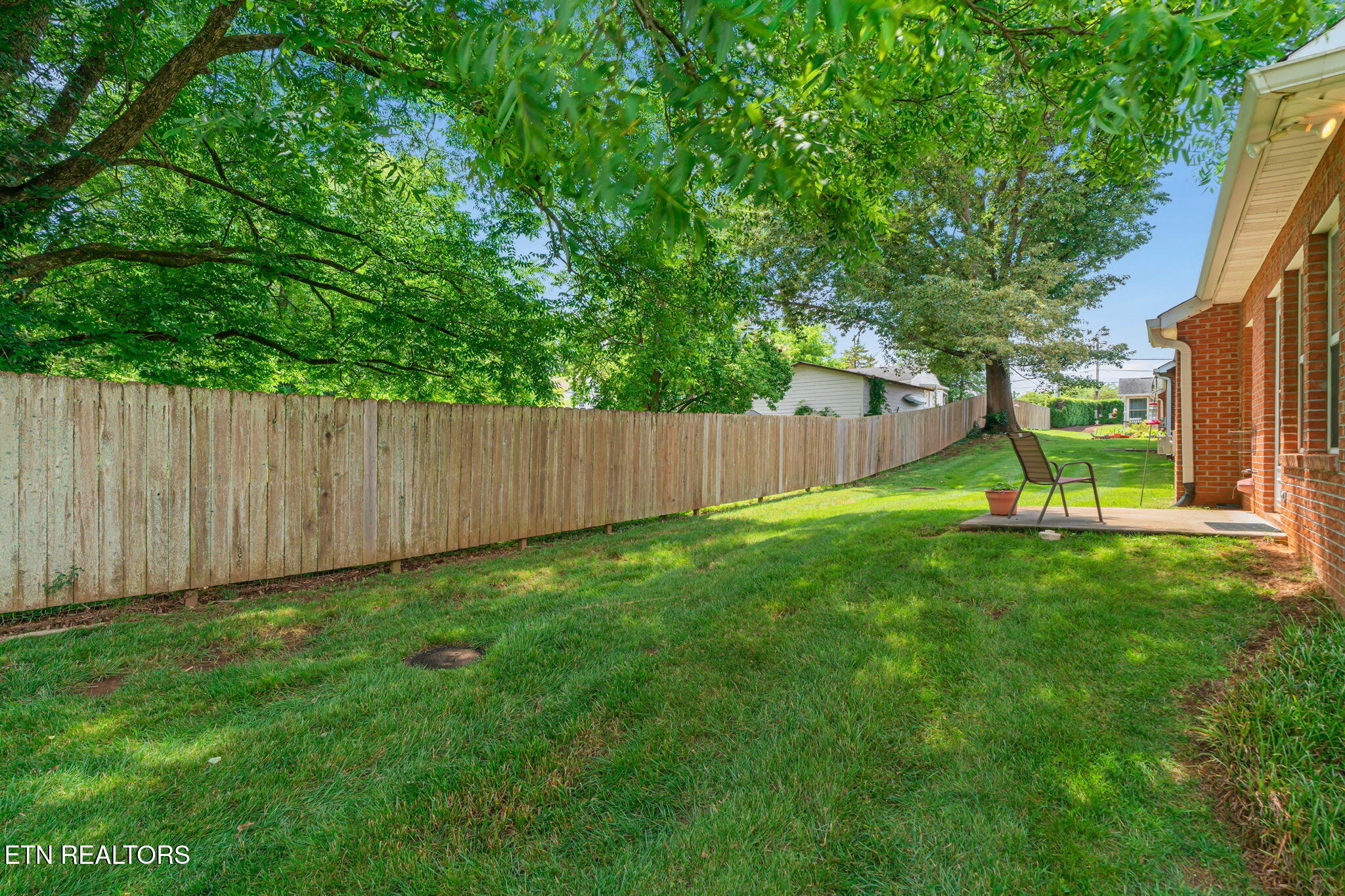 412 Woodlawn Gardens Way Knoxville TN 37920