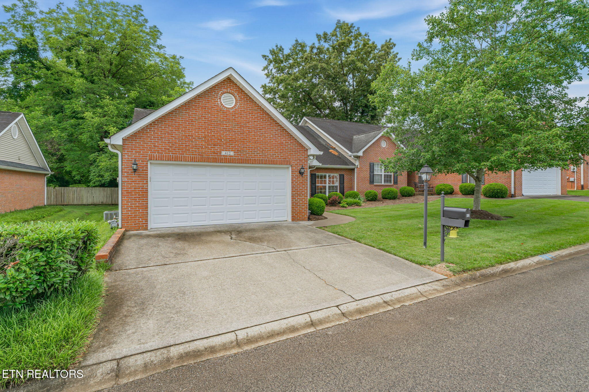 412 Woodlawn Gardens Way Knoxville TN 37920