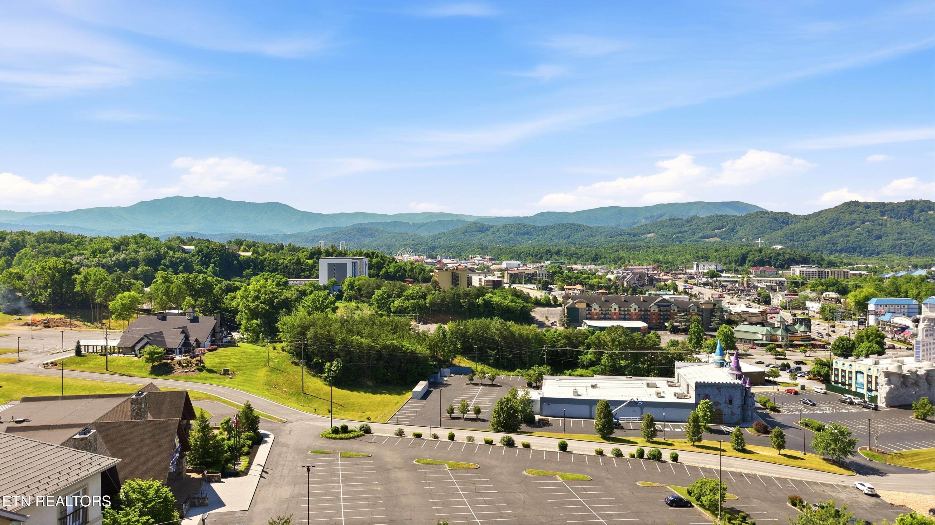 124 Plaza Drive Pigeon Forge TN 37863