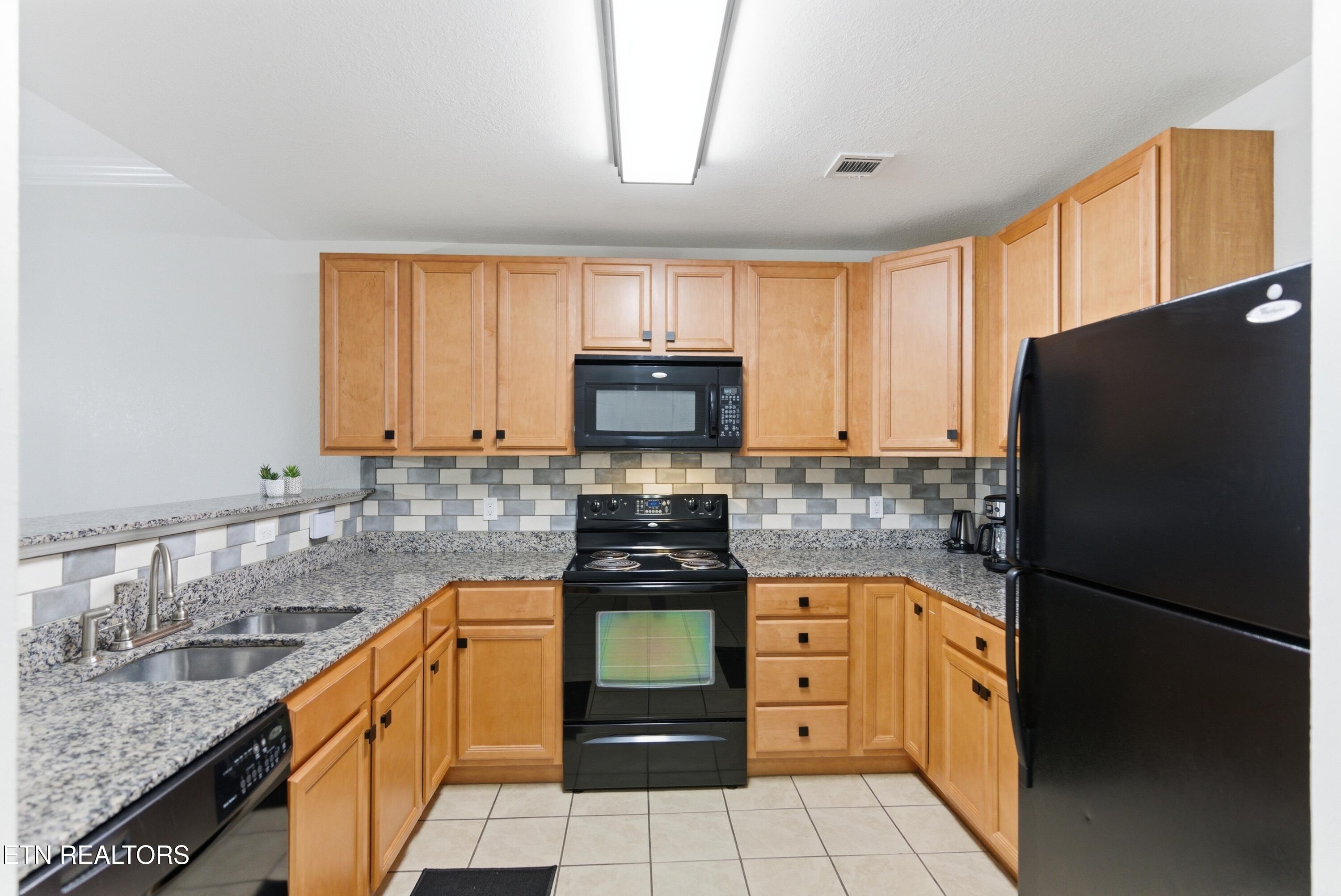 124 Plaza Drive Pigeon Forge TN 37863