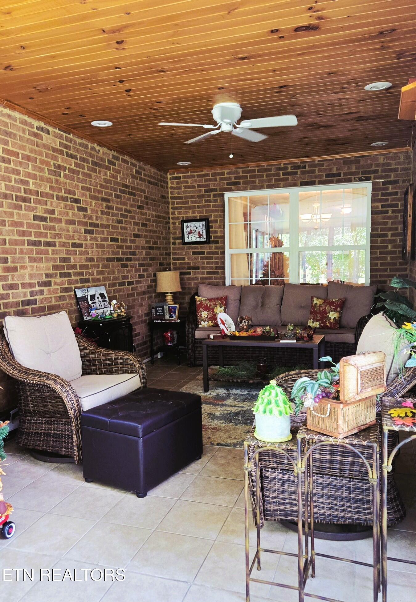 240 River Garden Court Sevierville TN 37862