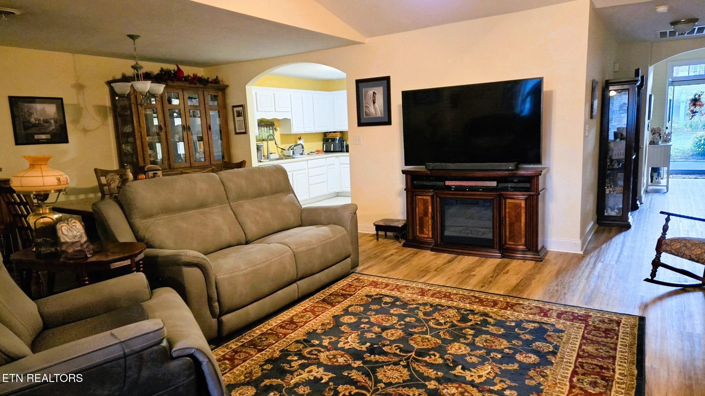 240 River Garden Court Sevierville TN 37862