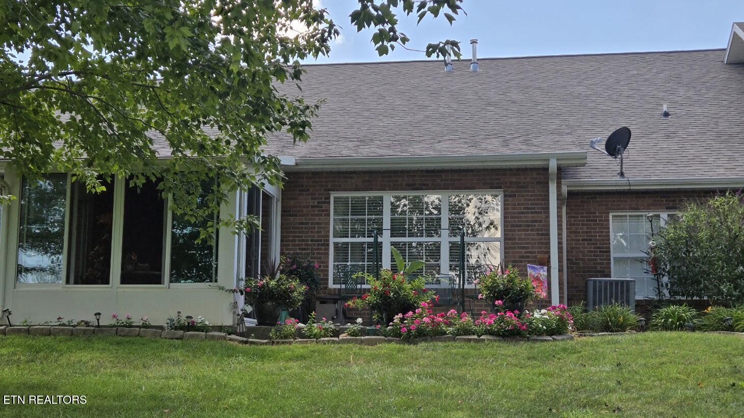 240 River Garden Court Sevierville TN 37862