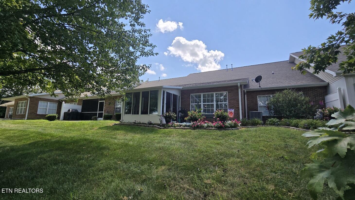 240 River Garden Court Sevierville TN 37862