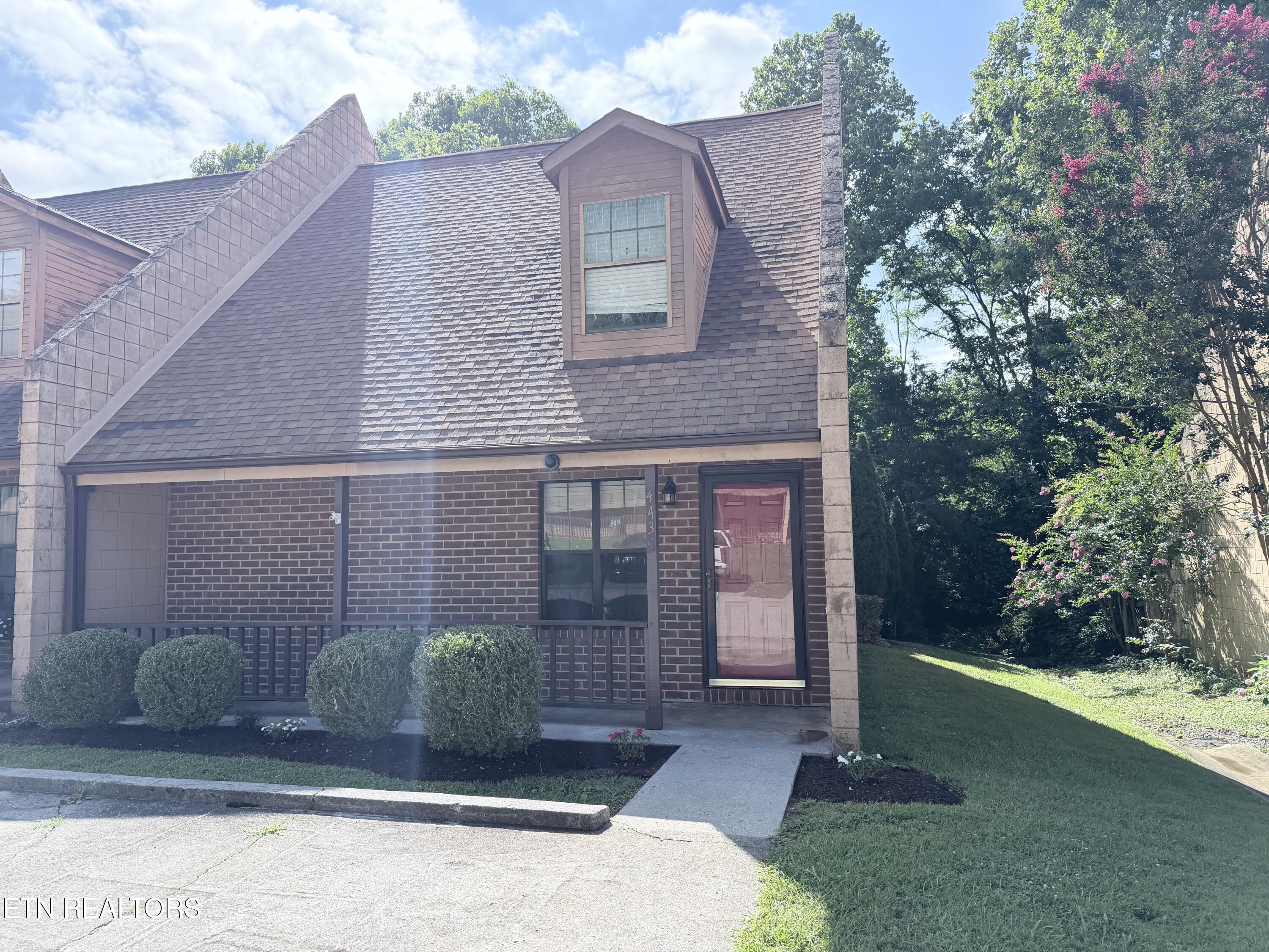 4434 Townhouse Way Knoxville TN 37921