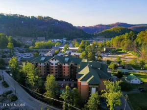 215 Woliss Lane Unit 303 Gatlinburg TN 37738