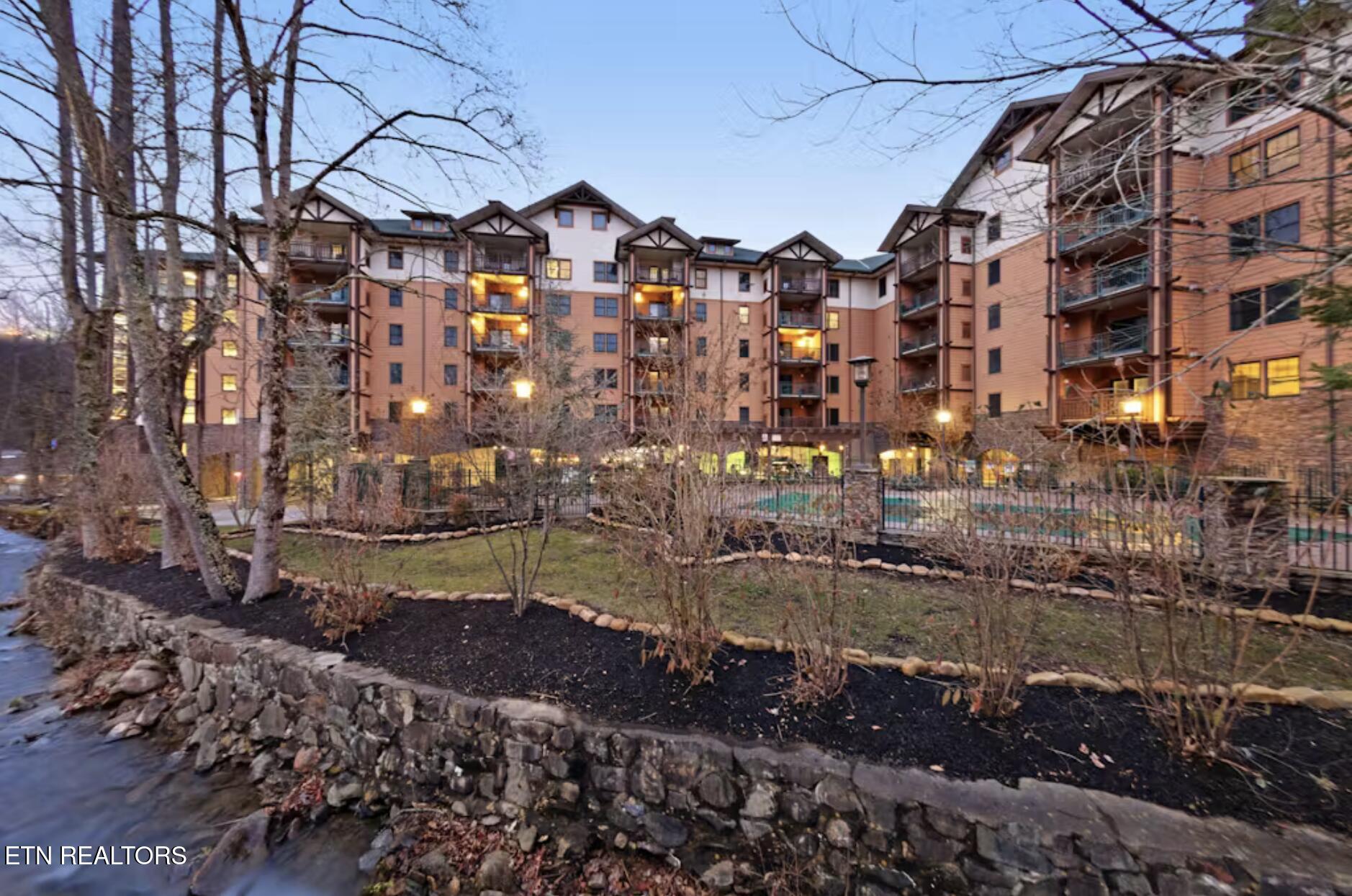 215 Woliss Lane Unit 303 Gatlinburg TN 37738