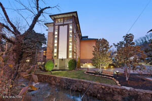 215 Woliss Lane Unit 303 Gatlinburg TN 37738