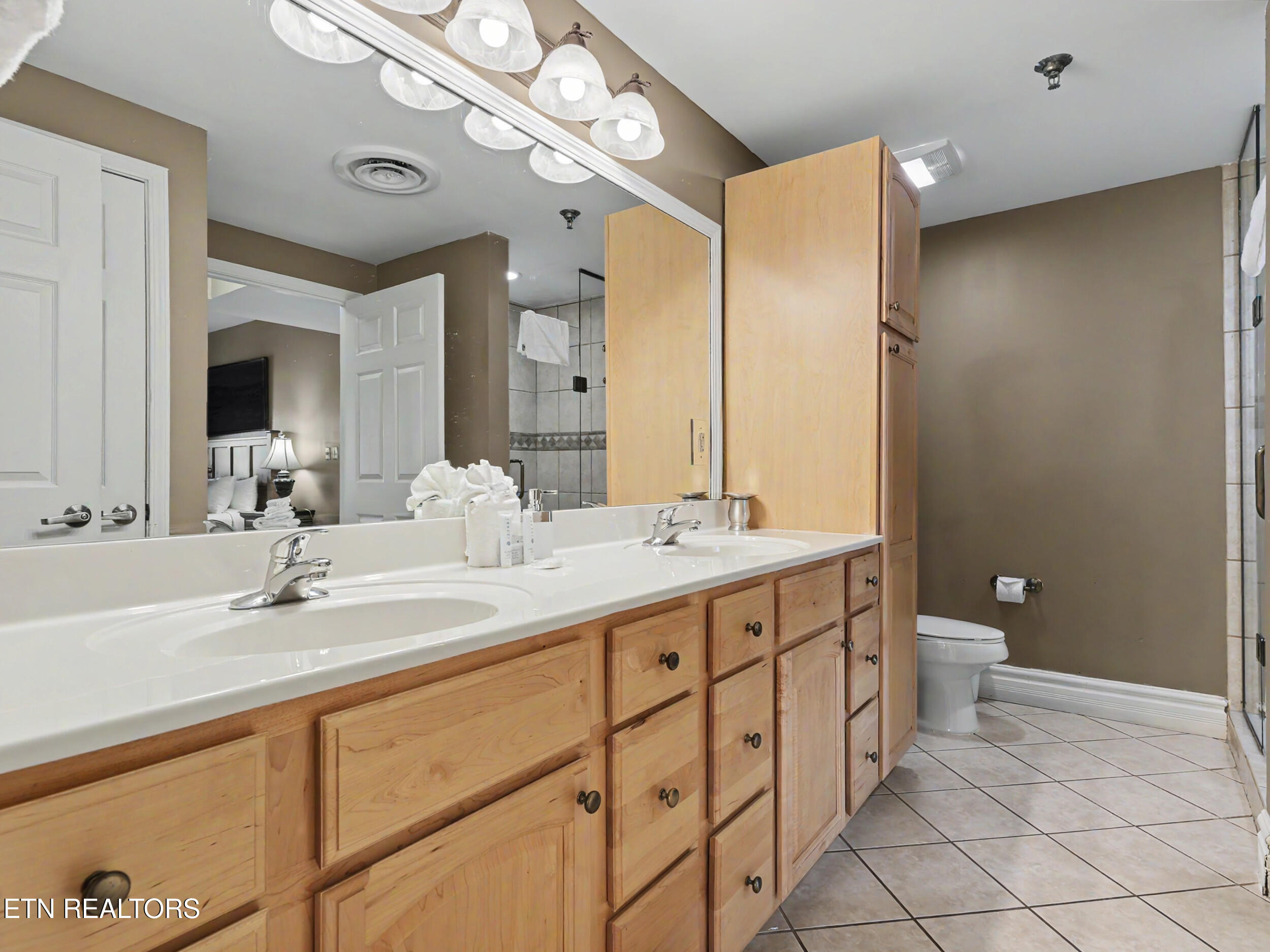 215 Woliss Lane Unit 303 Gatlinburg TN 37738