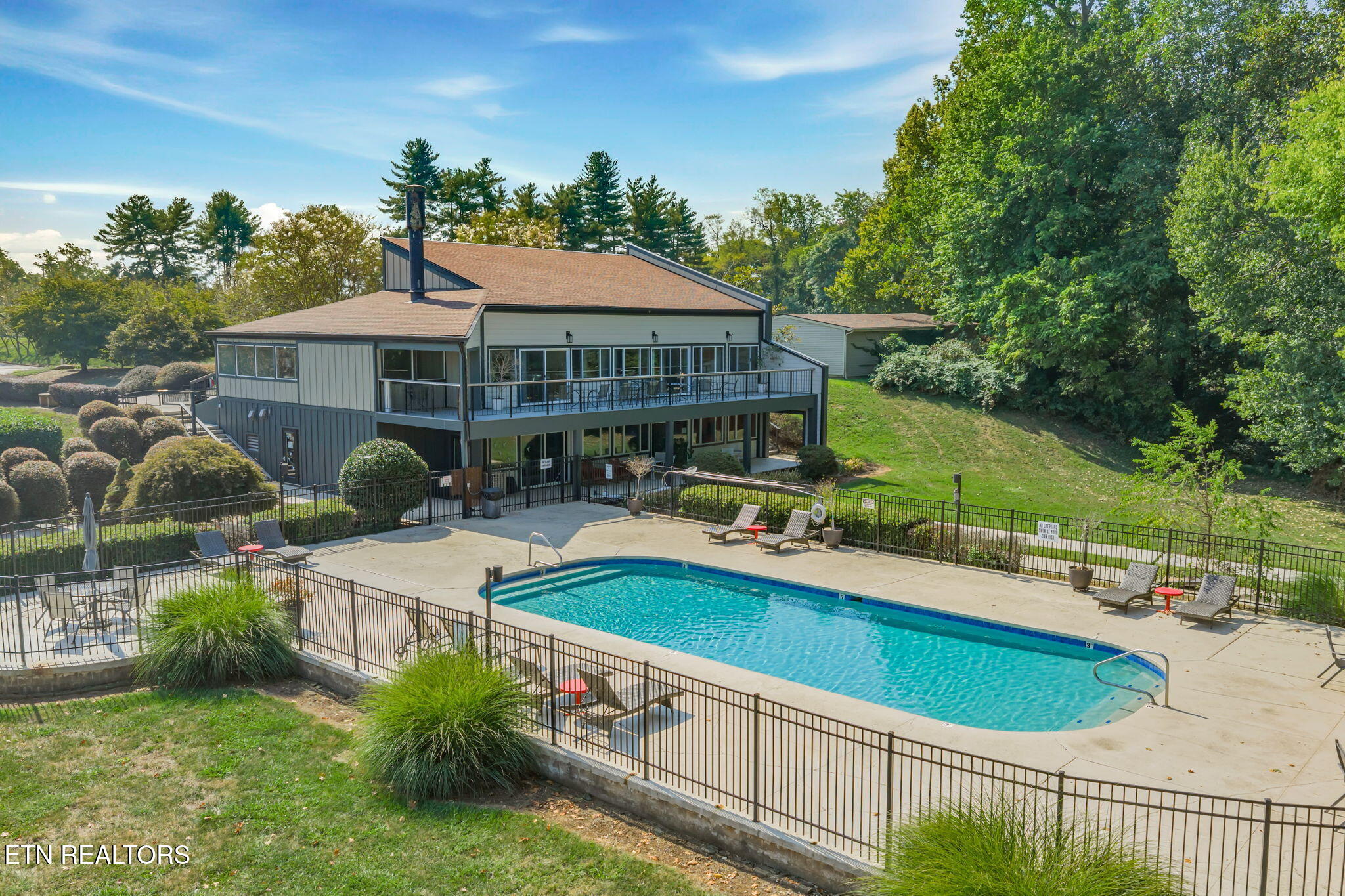 1851 Cherokee Bluff Drive Knoxville TN 37920