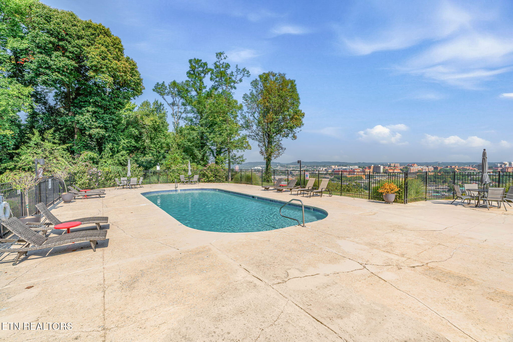1851 Cherokee Bluff Drive Knoxville TN 37920