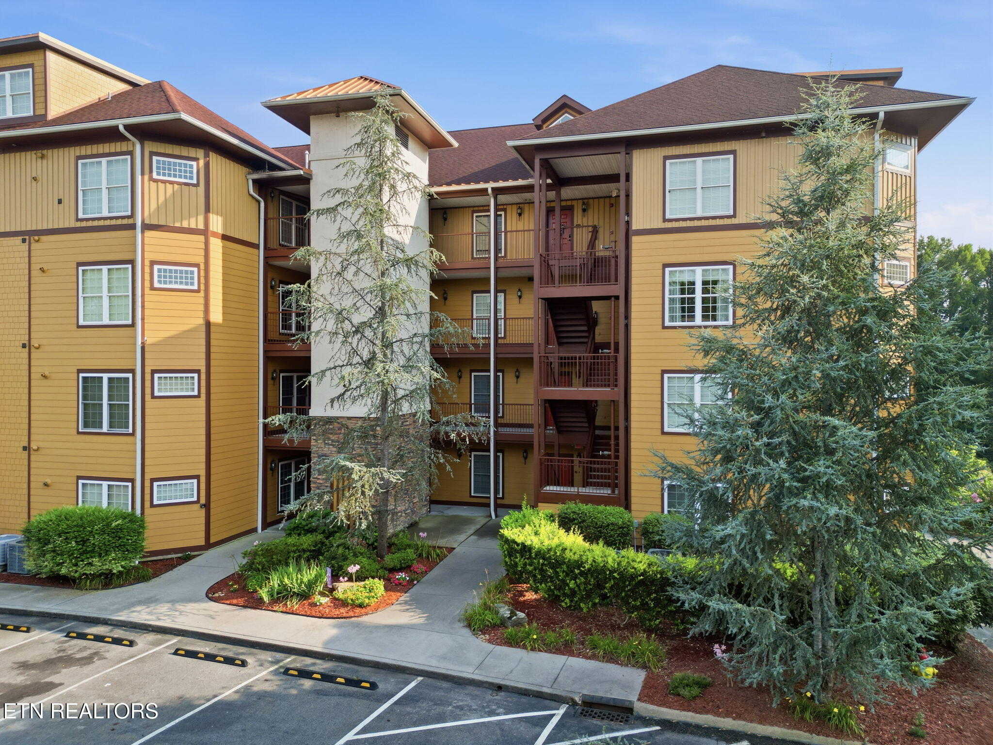 527 River Place Way Sevierville TN 37862