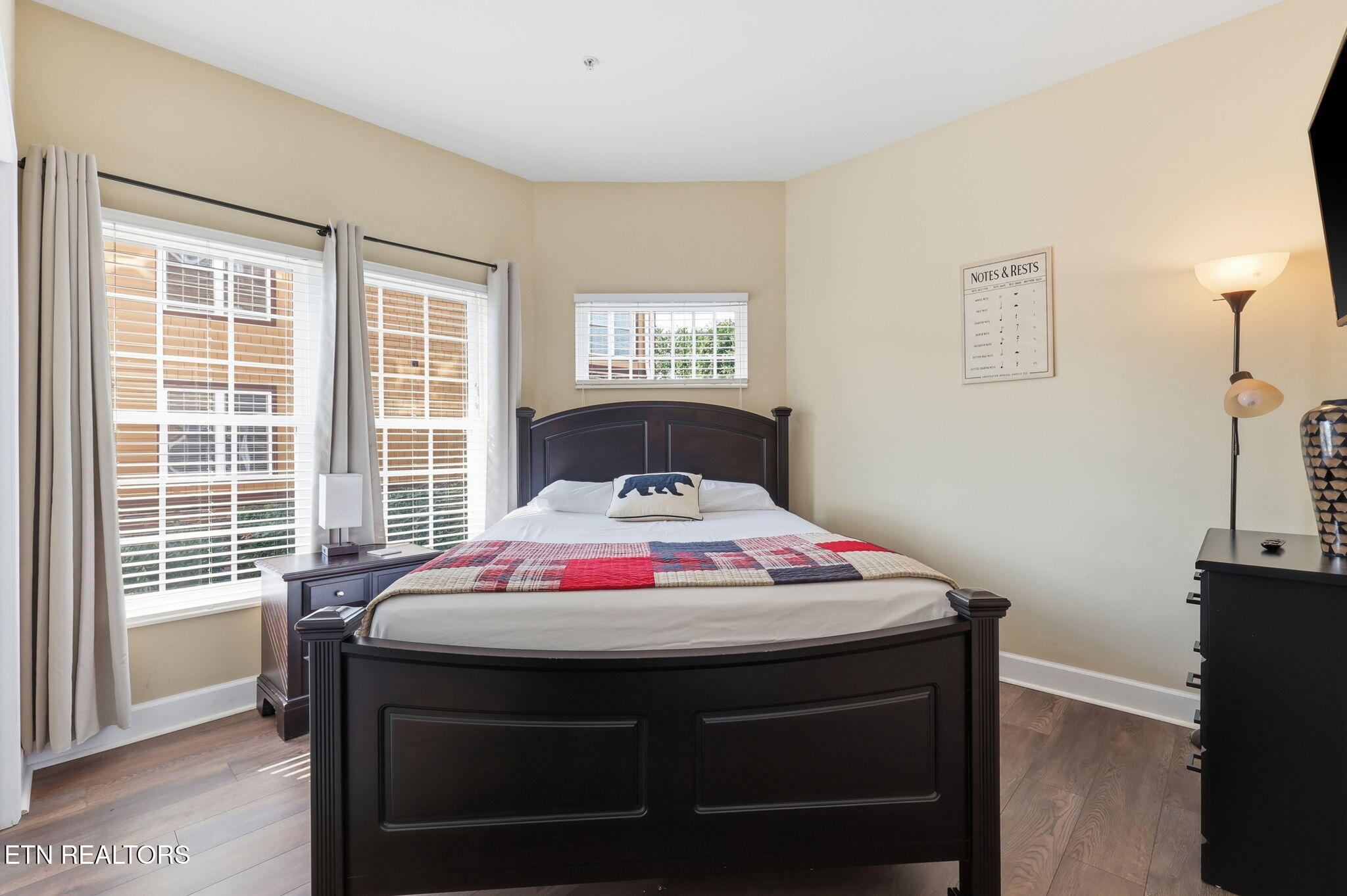 527 River Place Way Sevierville TN 37862