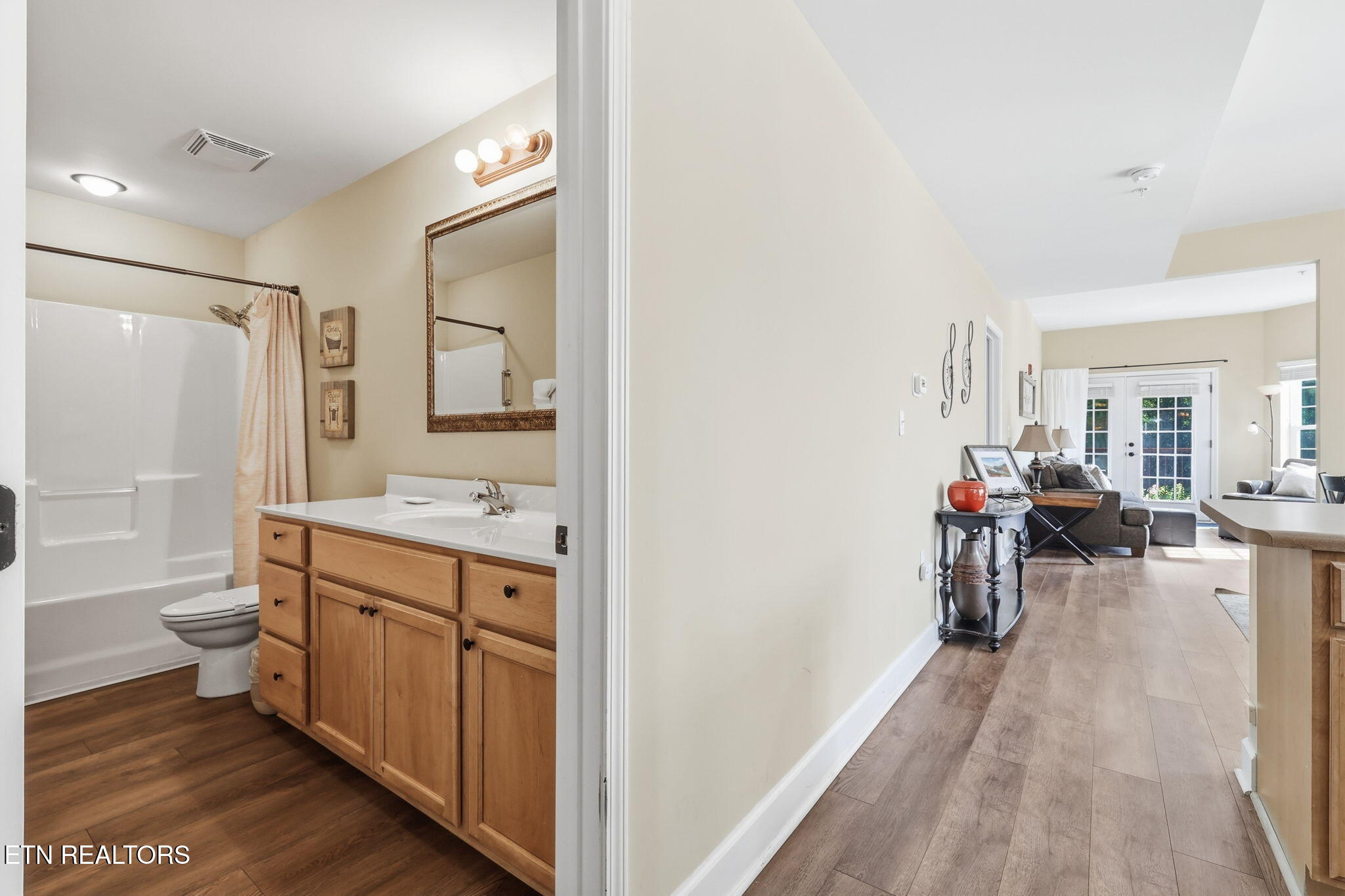 527 River Place Way Sevierville TN 37862