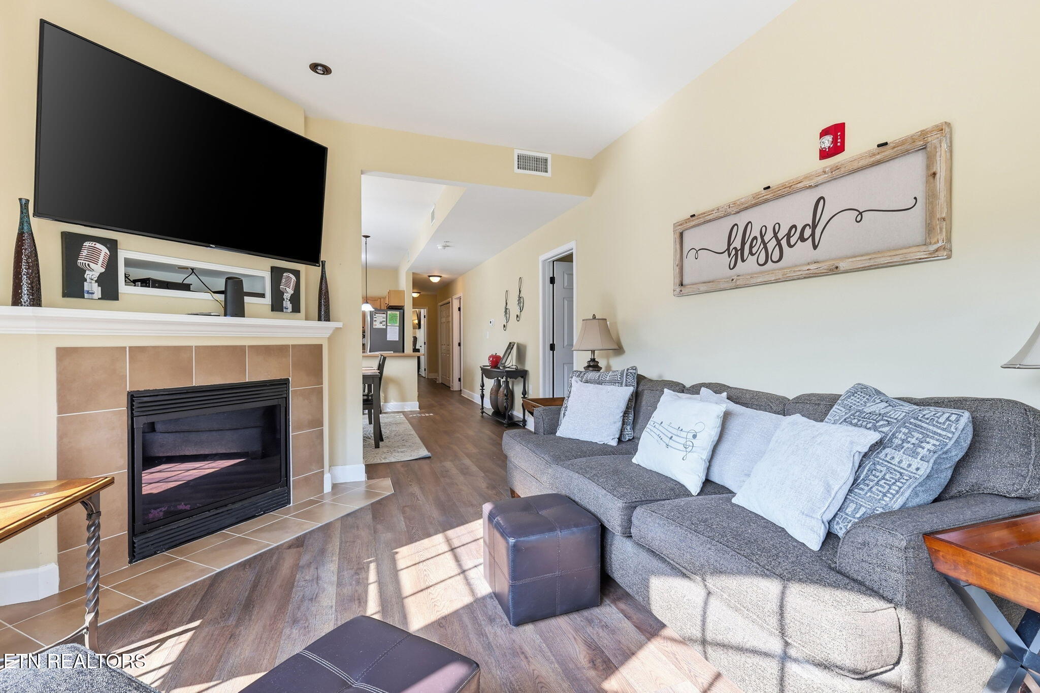 527 River Place Way Sevierville TN 37862