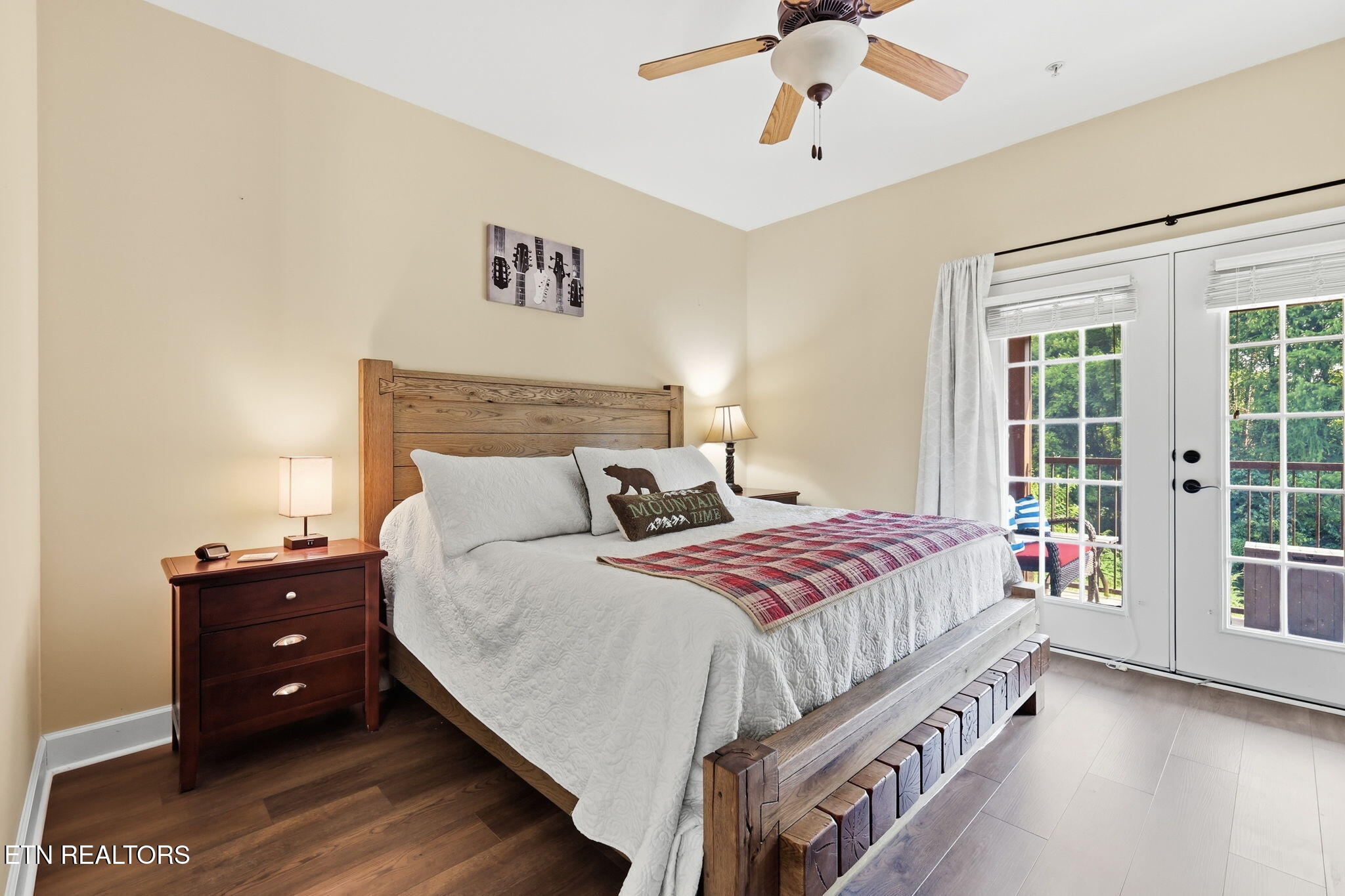 527 River Place Way Sevierville TN 37862