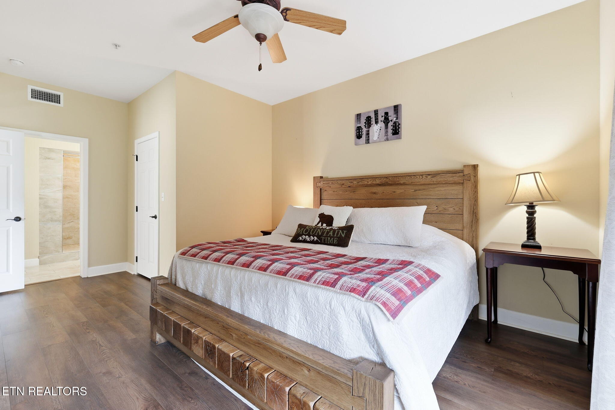 527 River Place Way Sevierville TN 37862