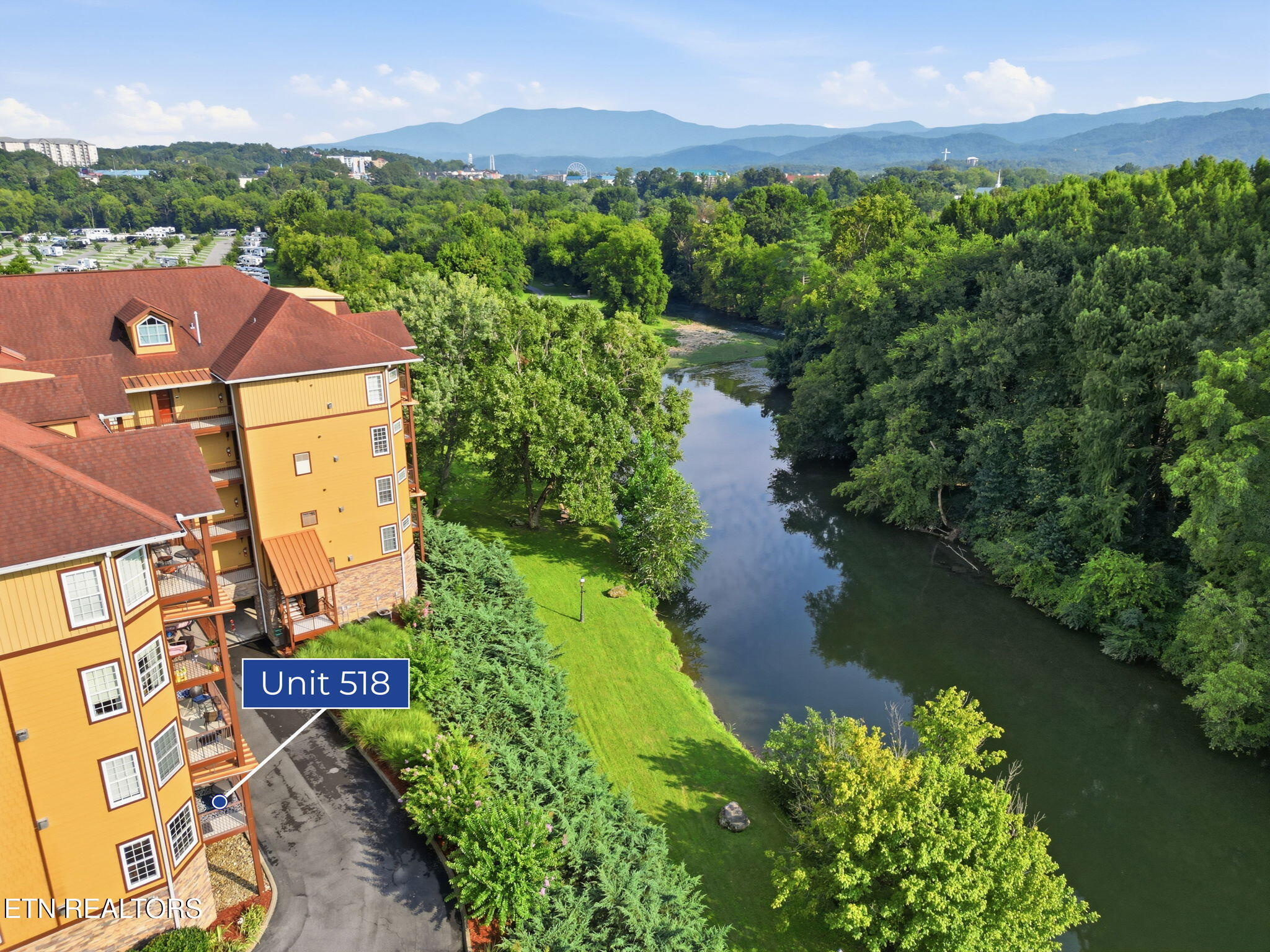 527 River Place Way Sevierville TN 37862