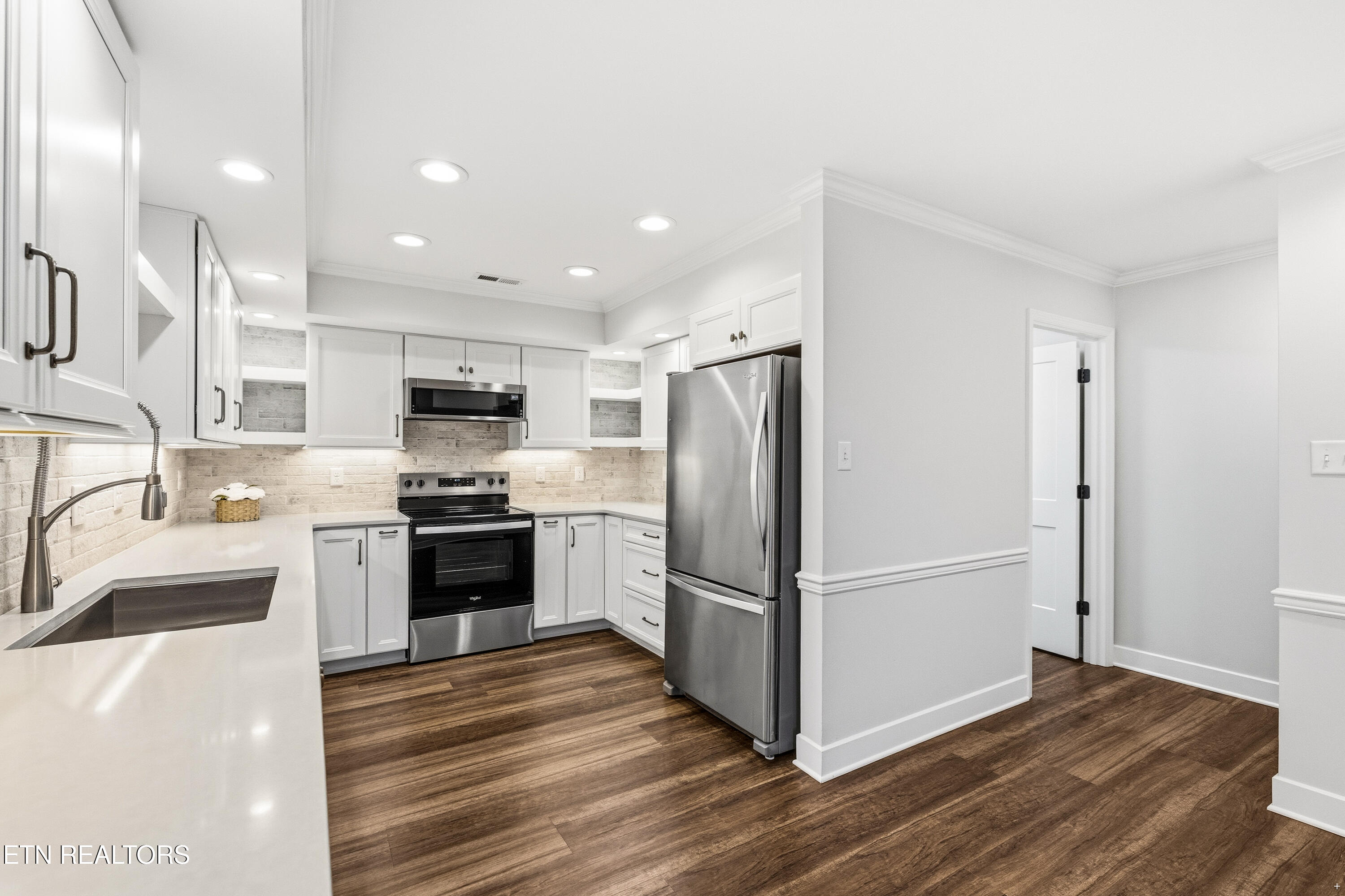 805 Cedar Lane Knoxville TN 37912