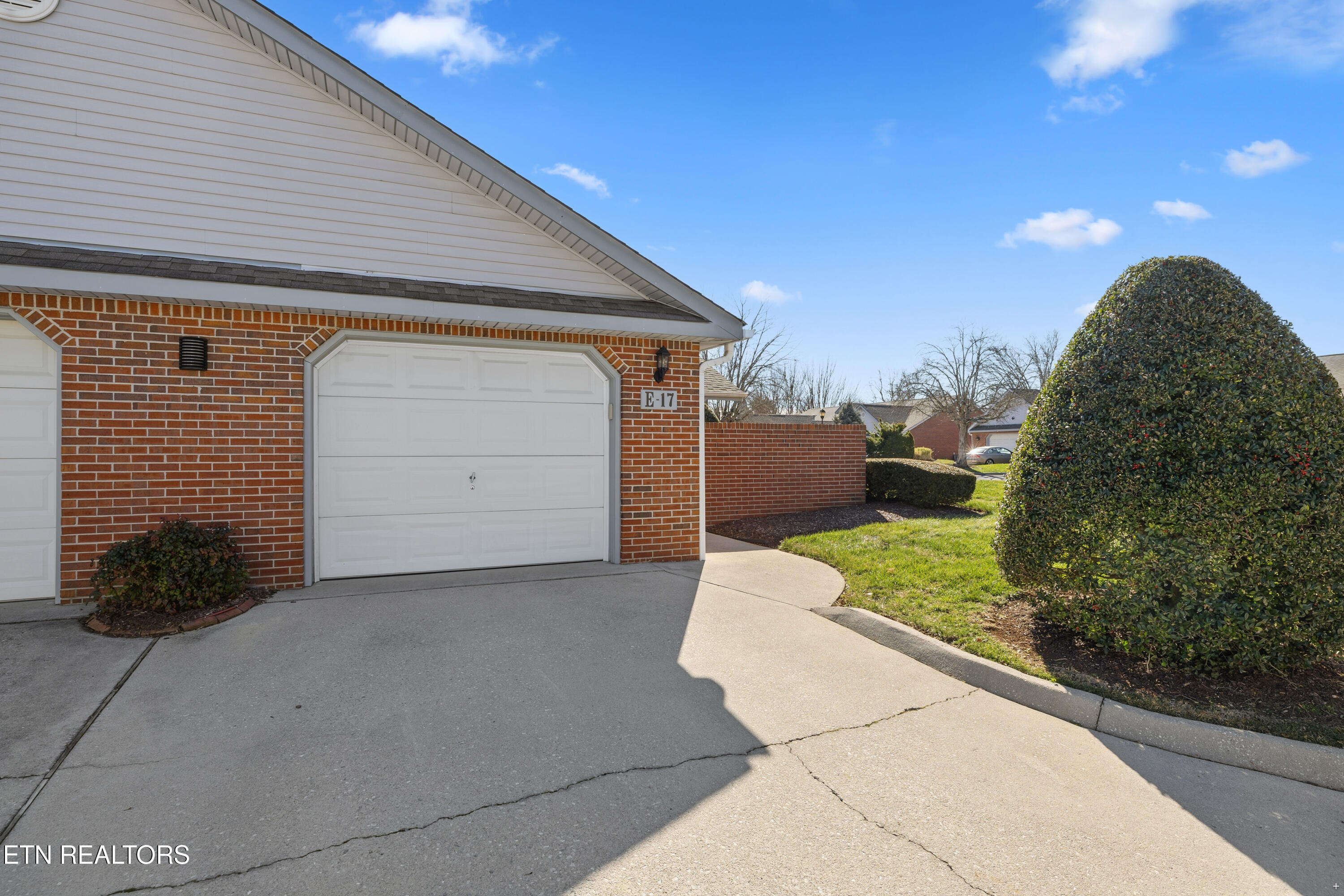 805 Cedar Lane Knoxville TN 37912